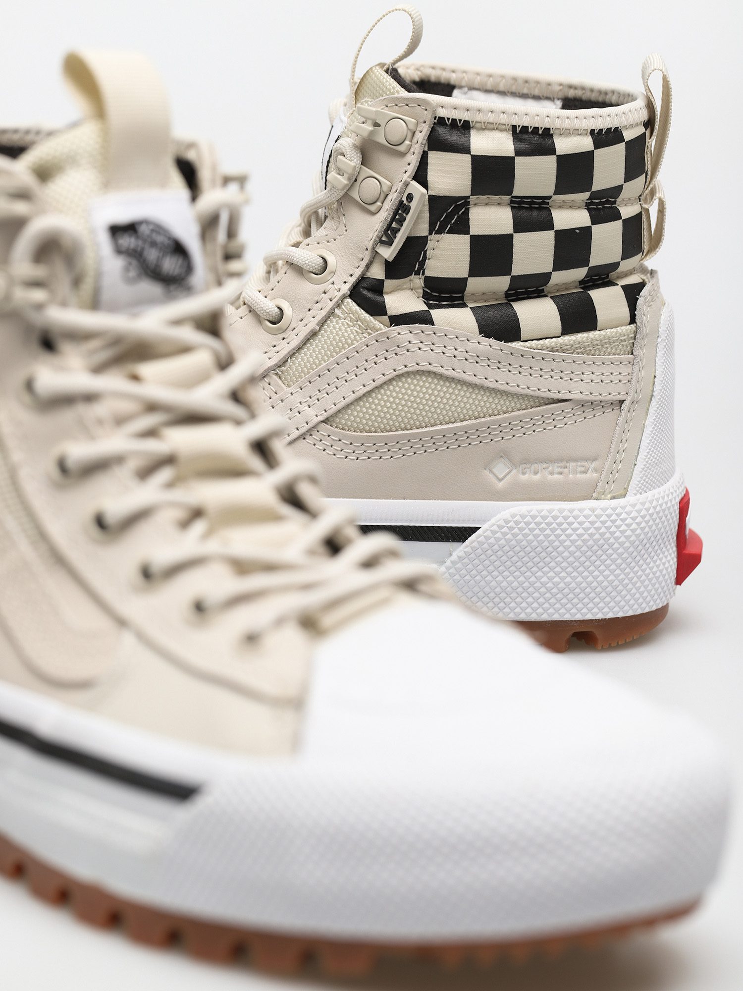 Vans Sk8 Hi Gore Tex MTE 3 Cipők (checkerboard/true white/black)