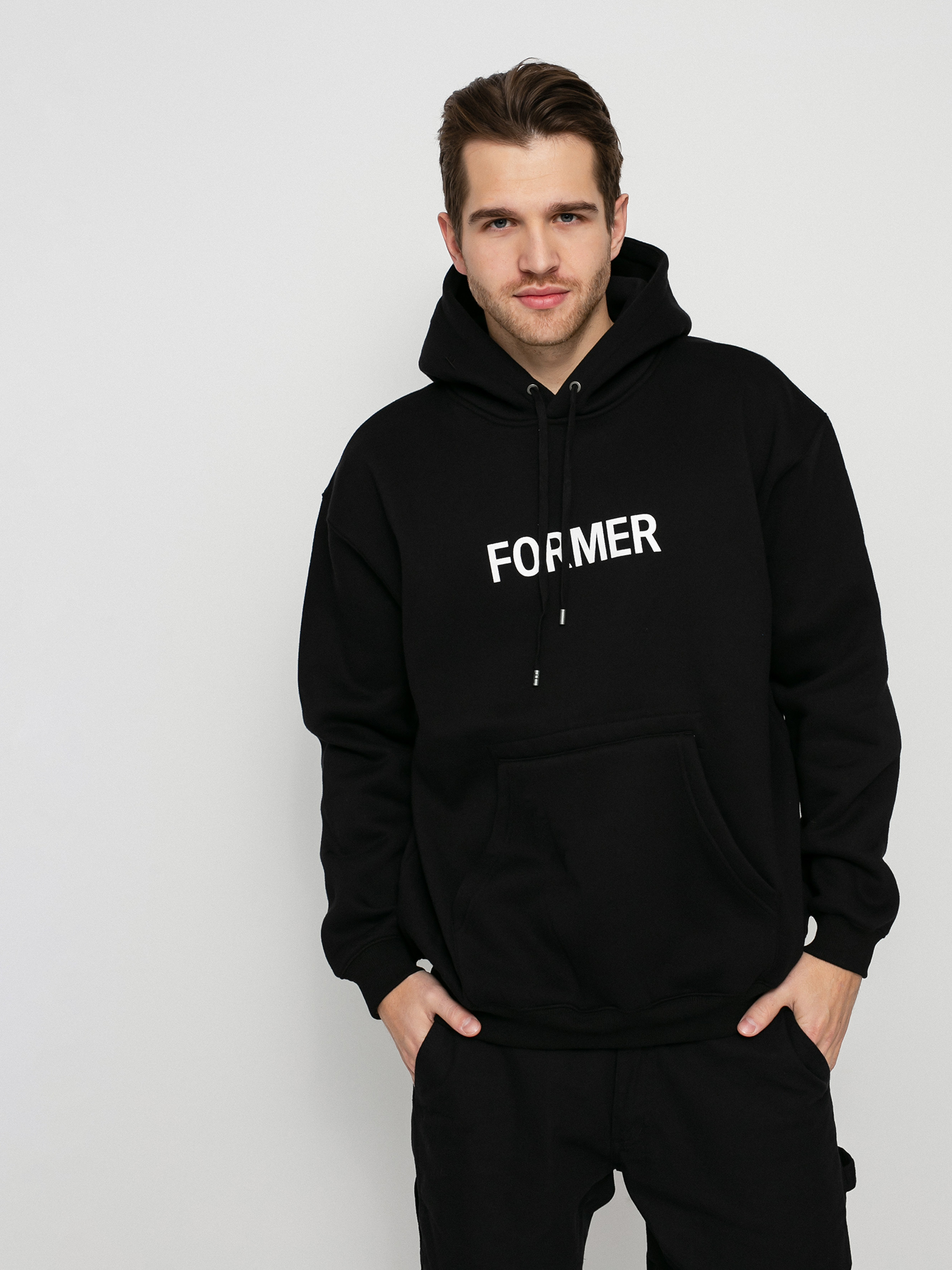 Former Legacy HD Kapucnis pulóver (black)