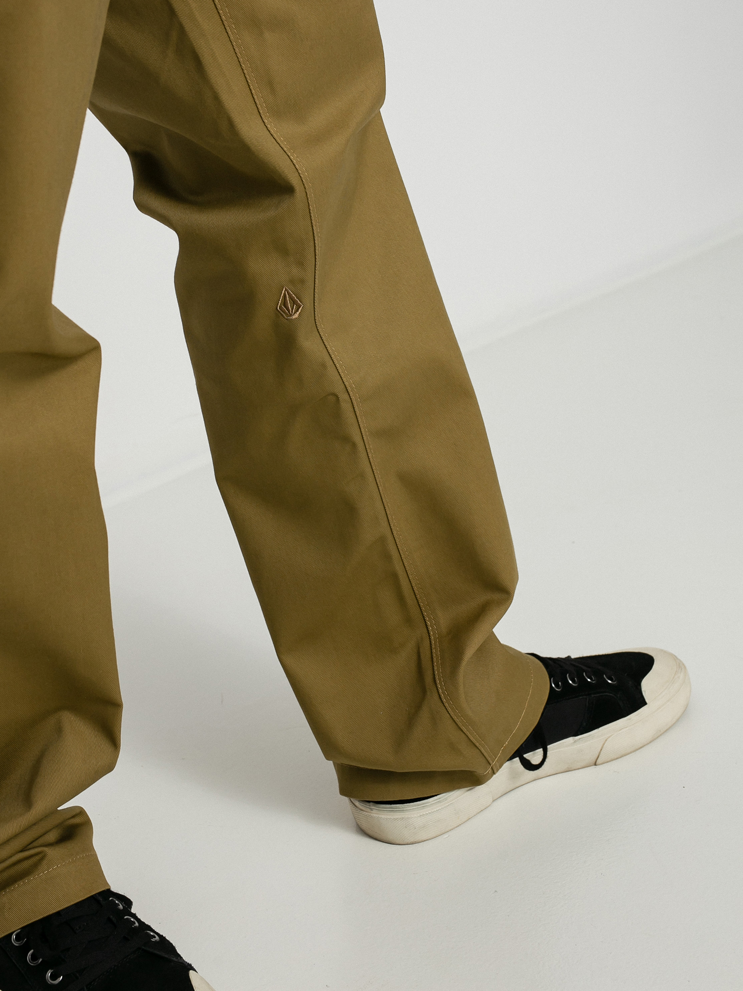 Volcom Frickin Skate Chino Kisnadrág (dark khaki)