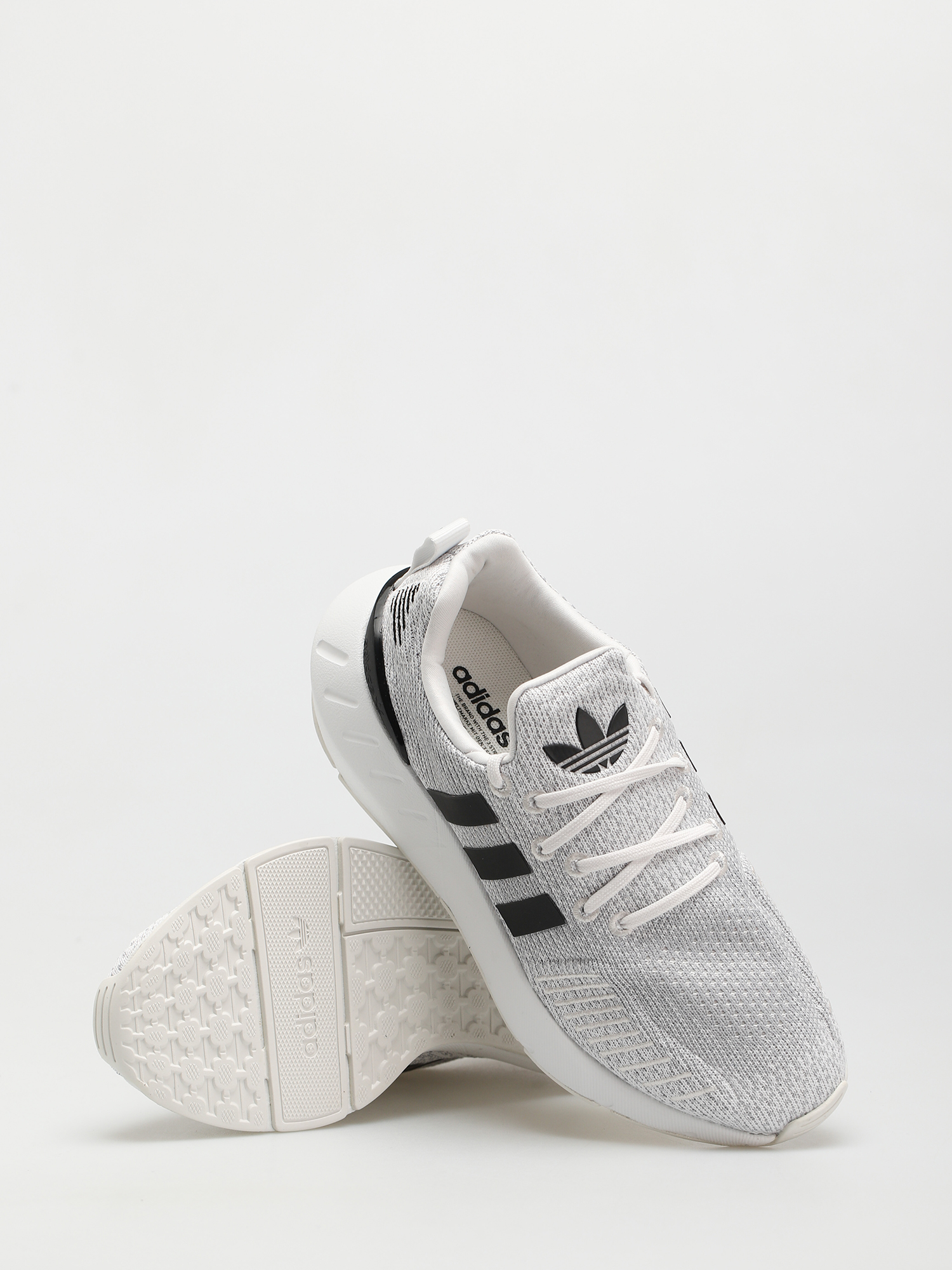 adidas Originals Swift Run 22 Cipők Wmn (crywht/cblack/gretwo)