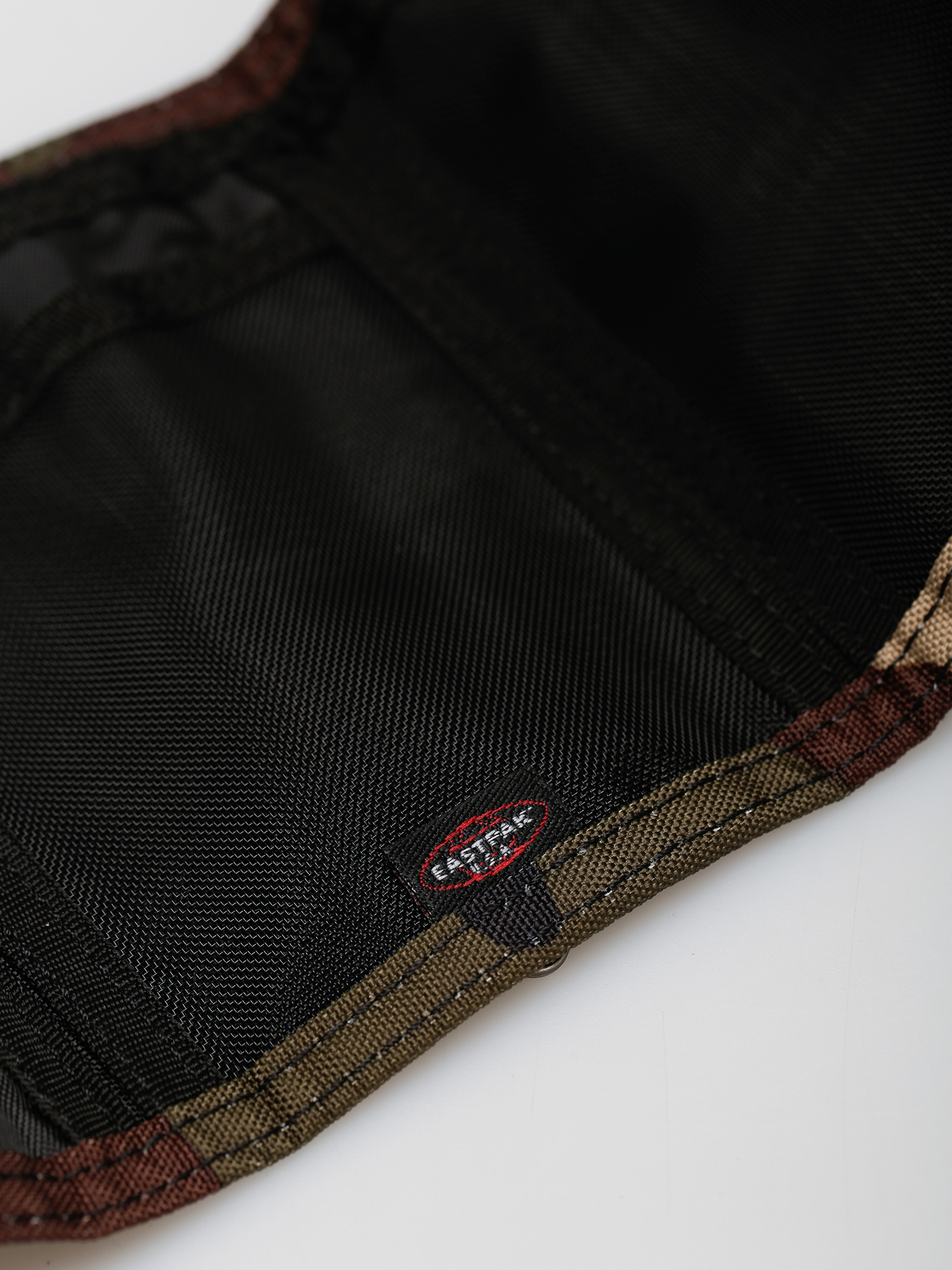 Eastpak Crew Single Pénztárca (camo)
