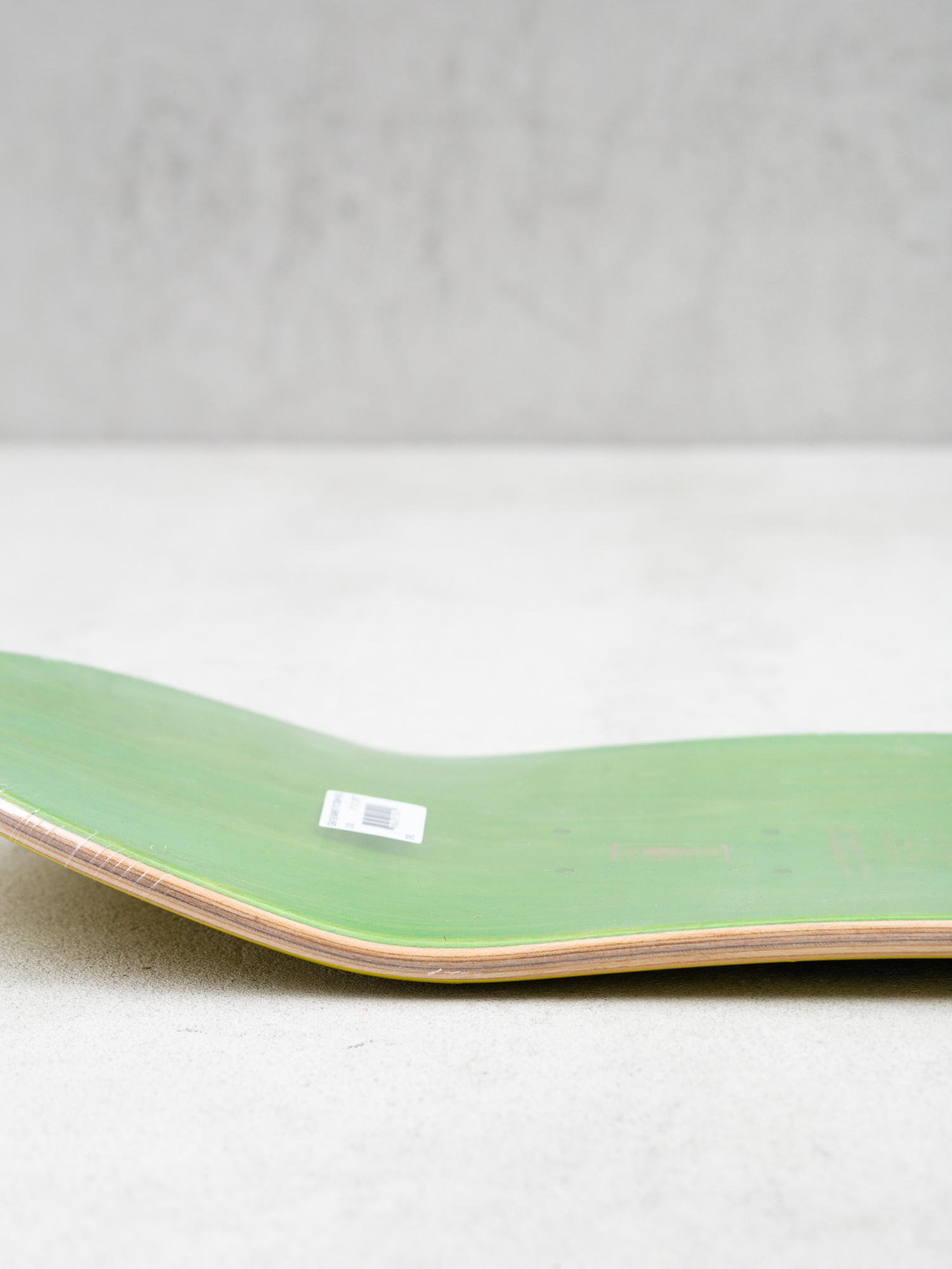 Girl Skateboard Bannerot Pictograph Gördeszka lap (yellow)