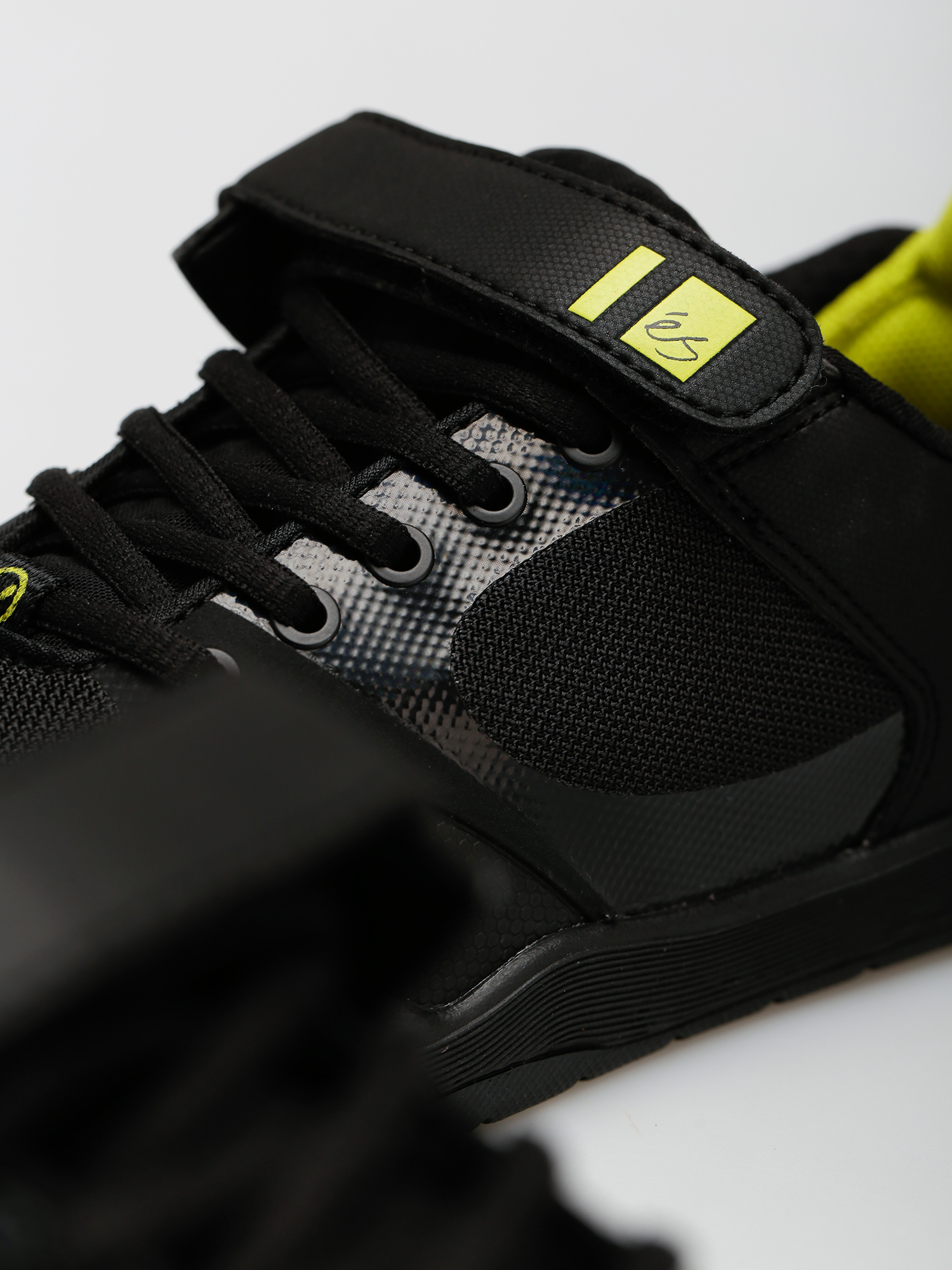 eS Accel Plus Ever Stitch Cipők (black/glam)