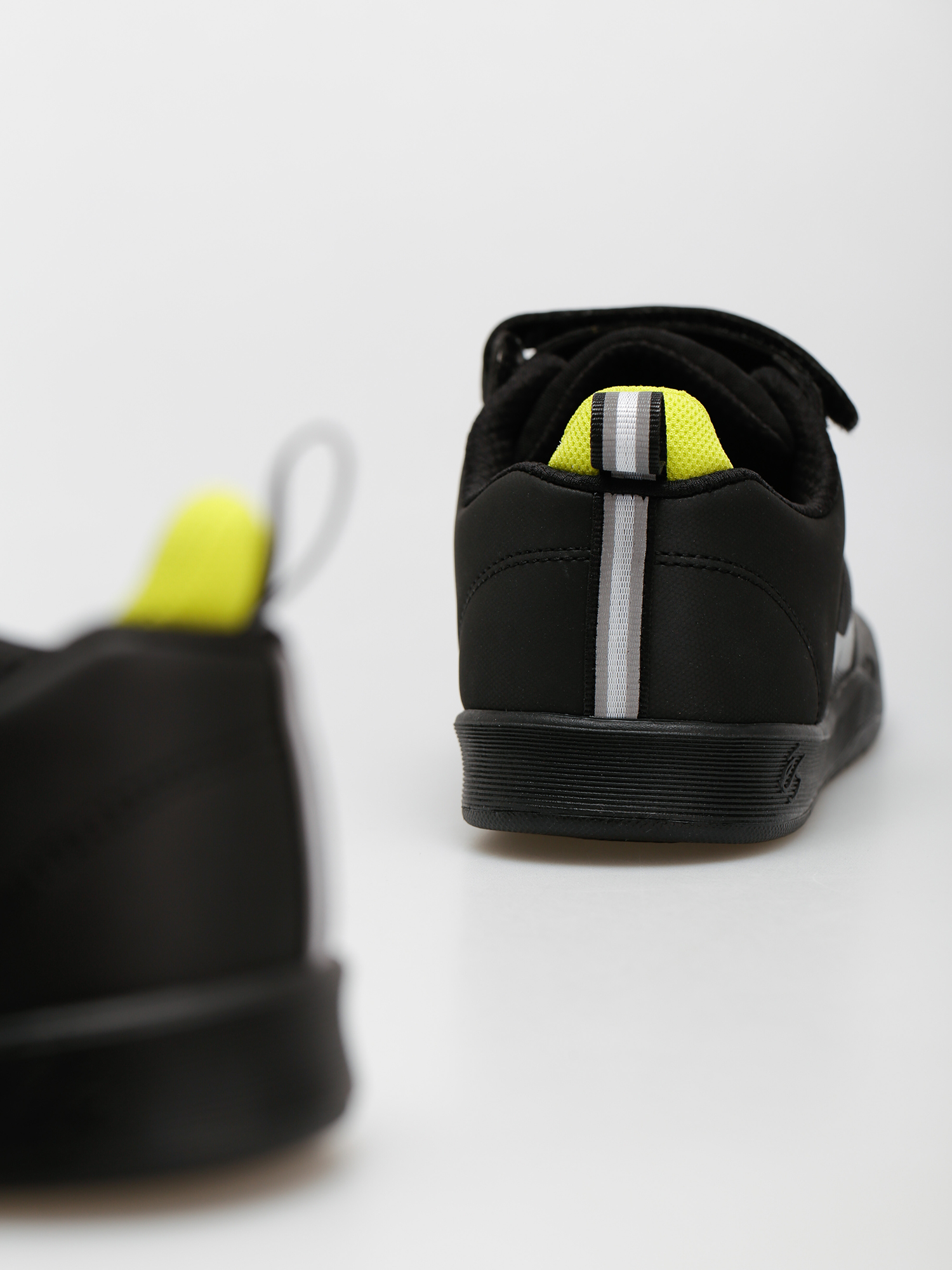 eS Accel Plus Ever Stitch Cipők (black/glam)