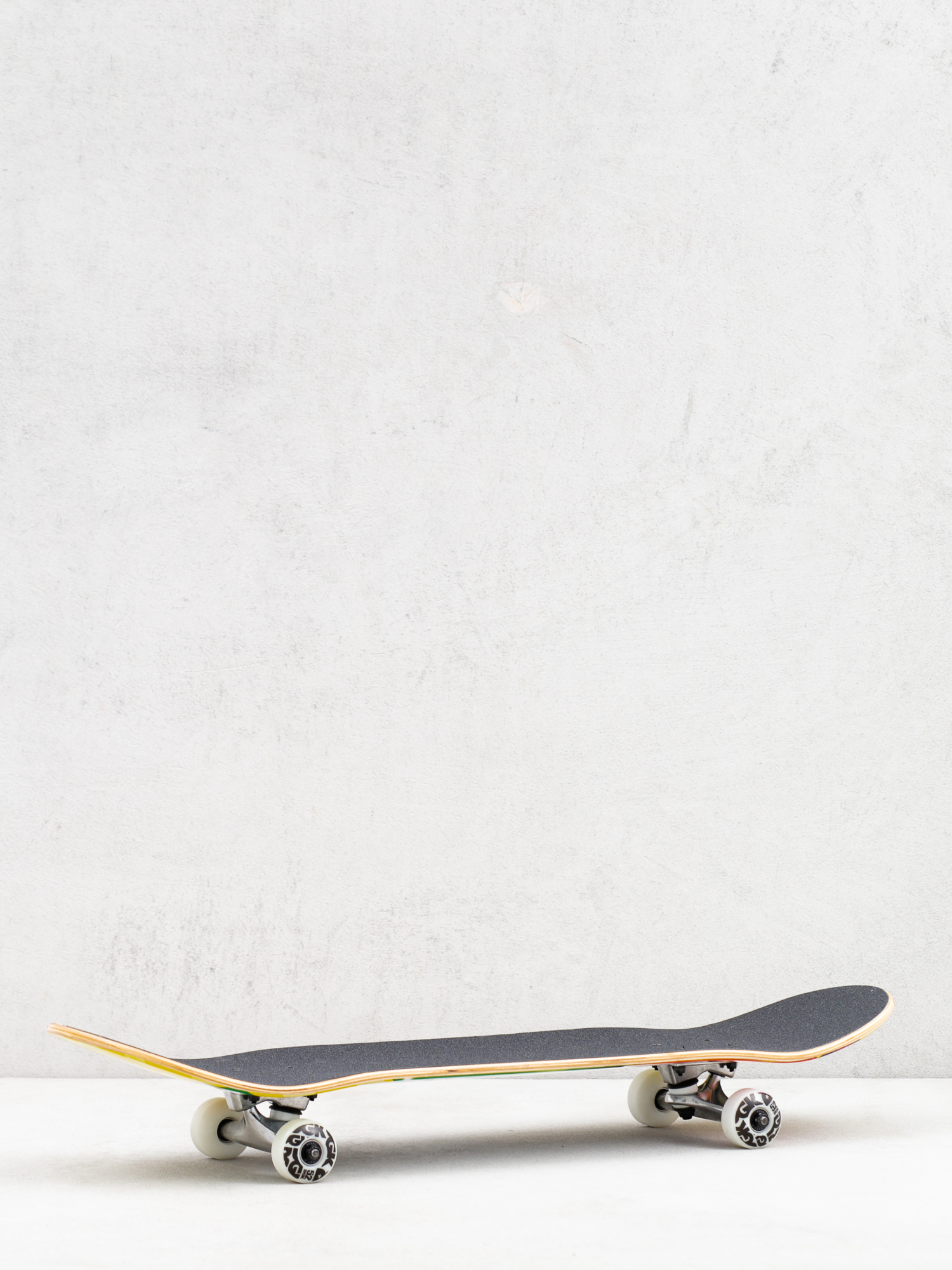 DGK Juicy Komplett gördeszka (assorted)