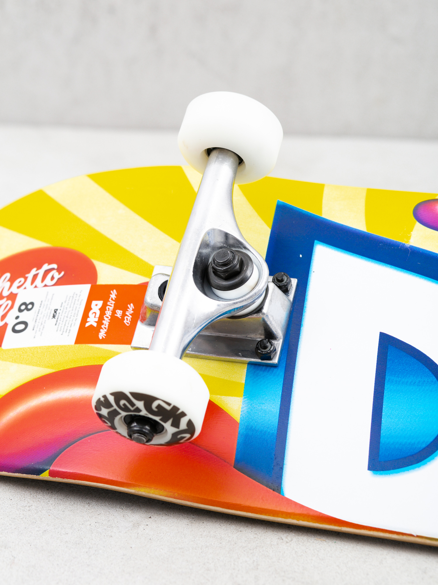 DGK Juicy Komplett gördeszka (assorted)