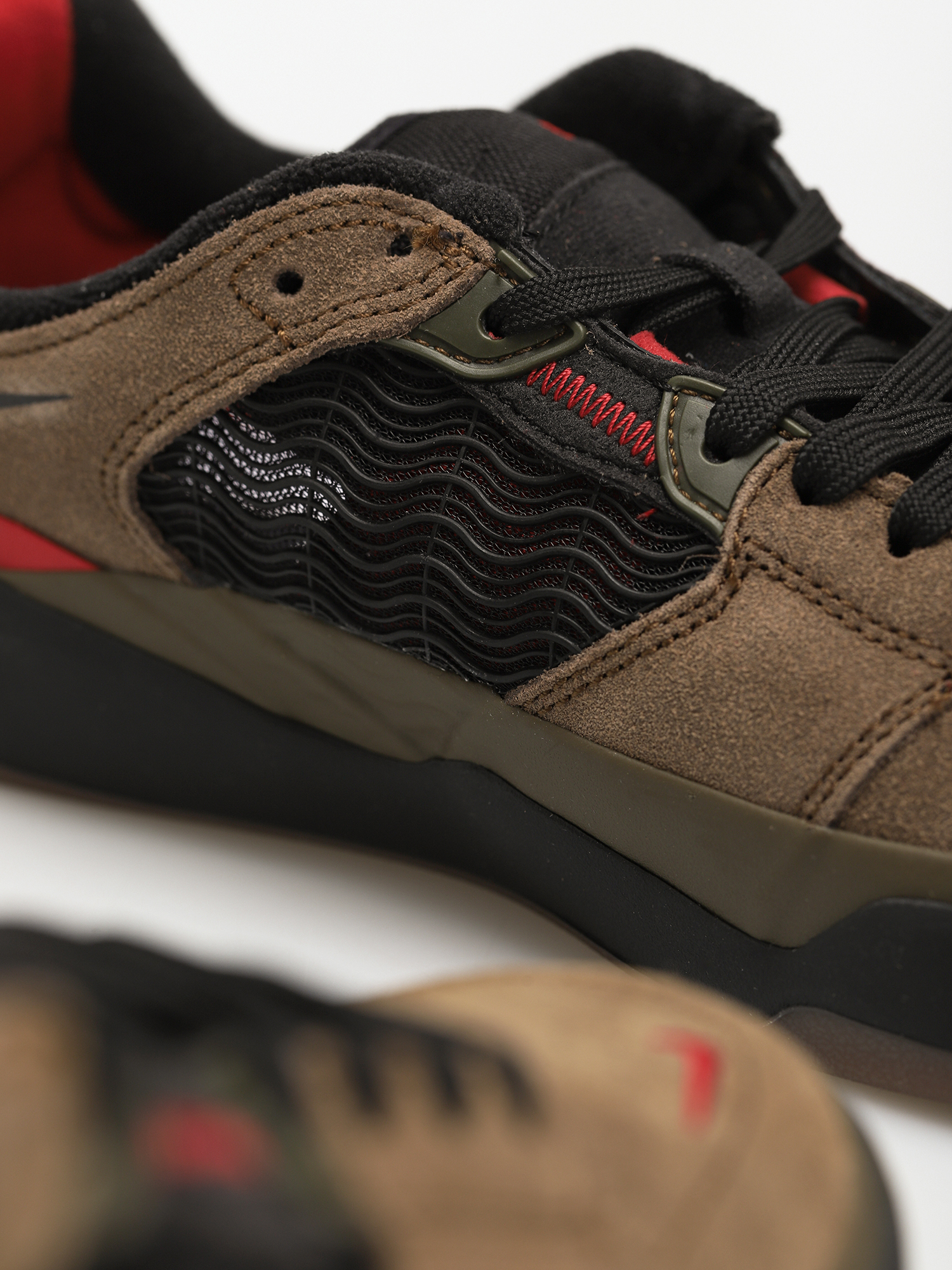 Nike SB Ishod Cipők (light olive/black light olive)