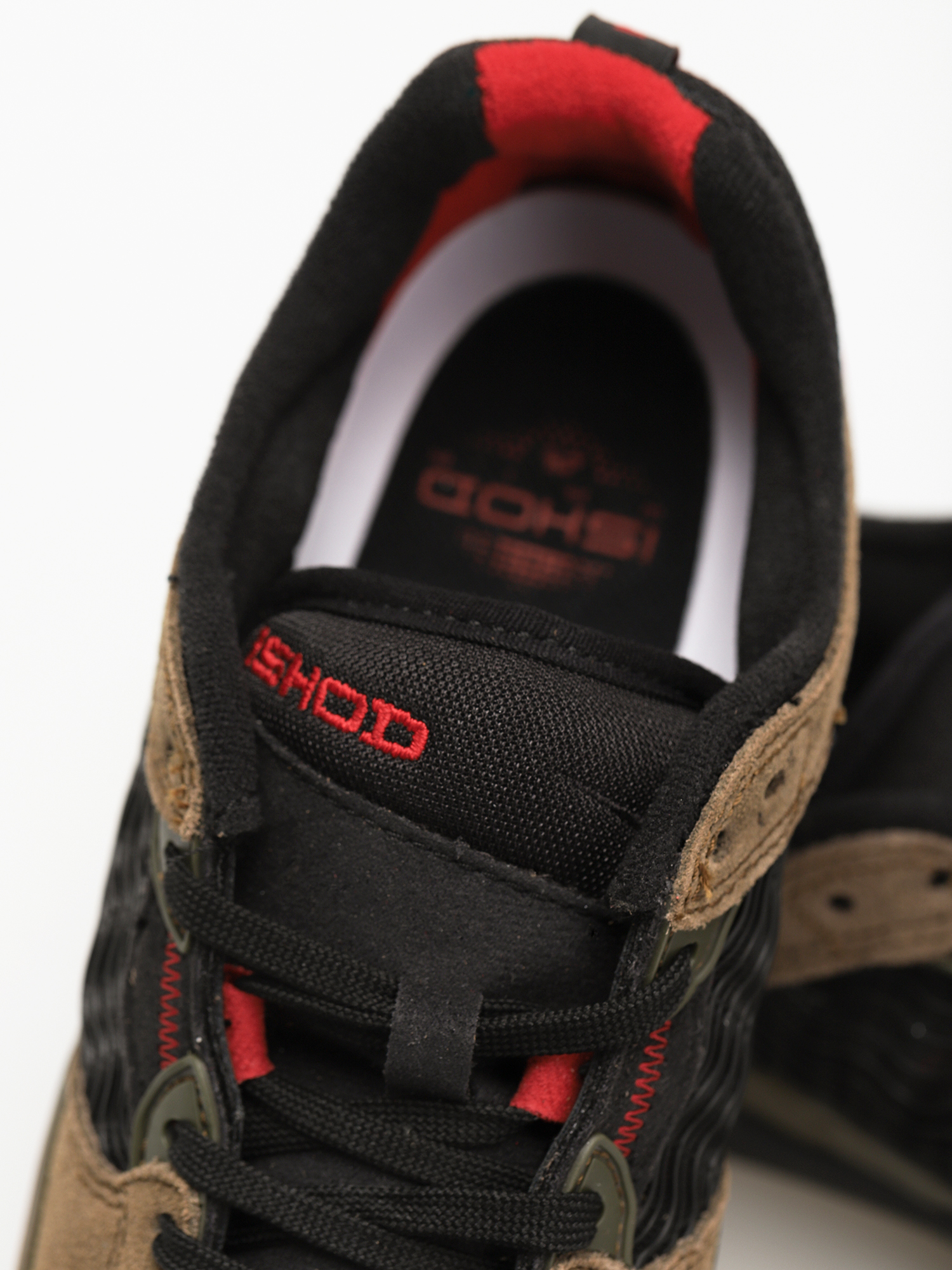 Nike SB Ishod Cipők (light olive/black light olive)