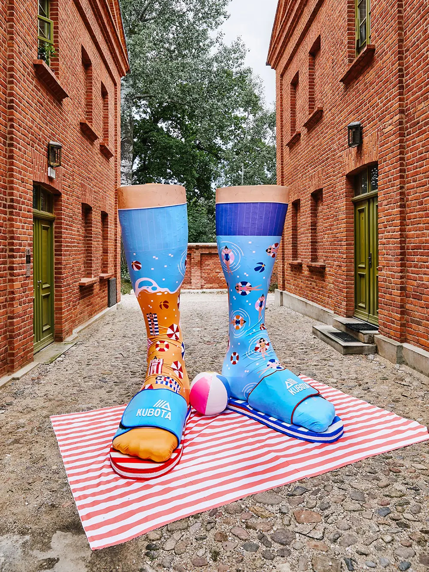 Many Mornings Beach Please! Zokni (blue/yellow)