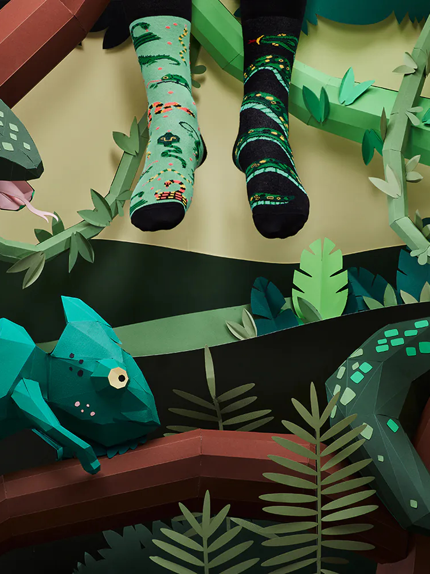 Many Mornings Sneaky Snake Zokni (green/black)