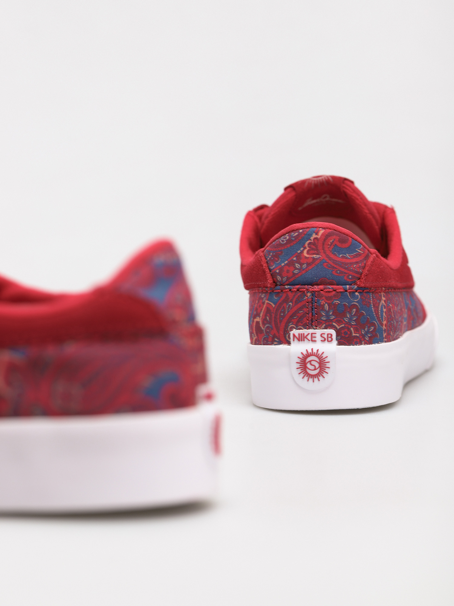 Nike SB Shane Premium Cipők (mystic hibiscus/sail mystic hibiscus)
