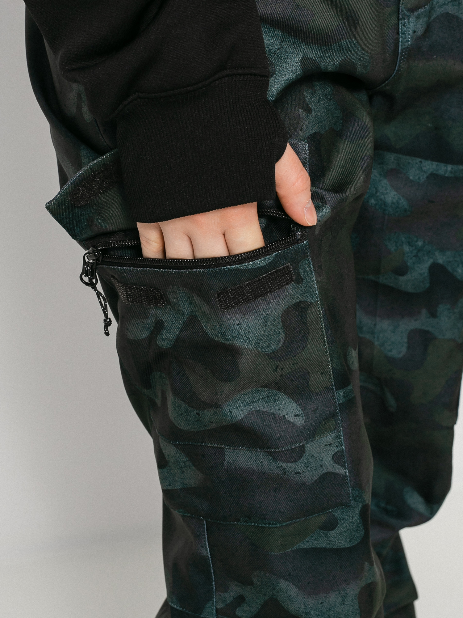 Női Volcom Grace Stretch Snowboard nadrág (covert green)