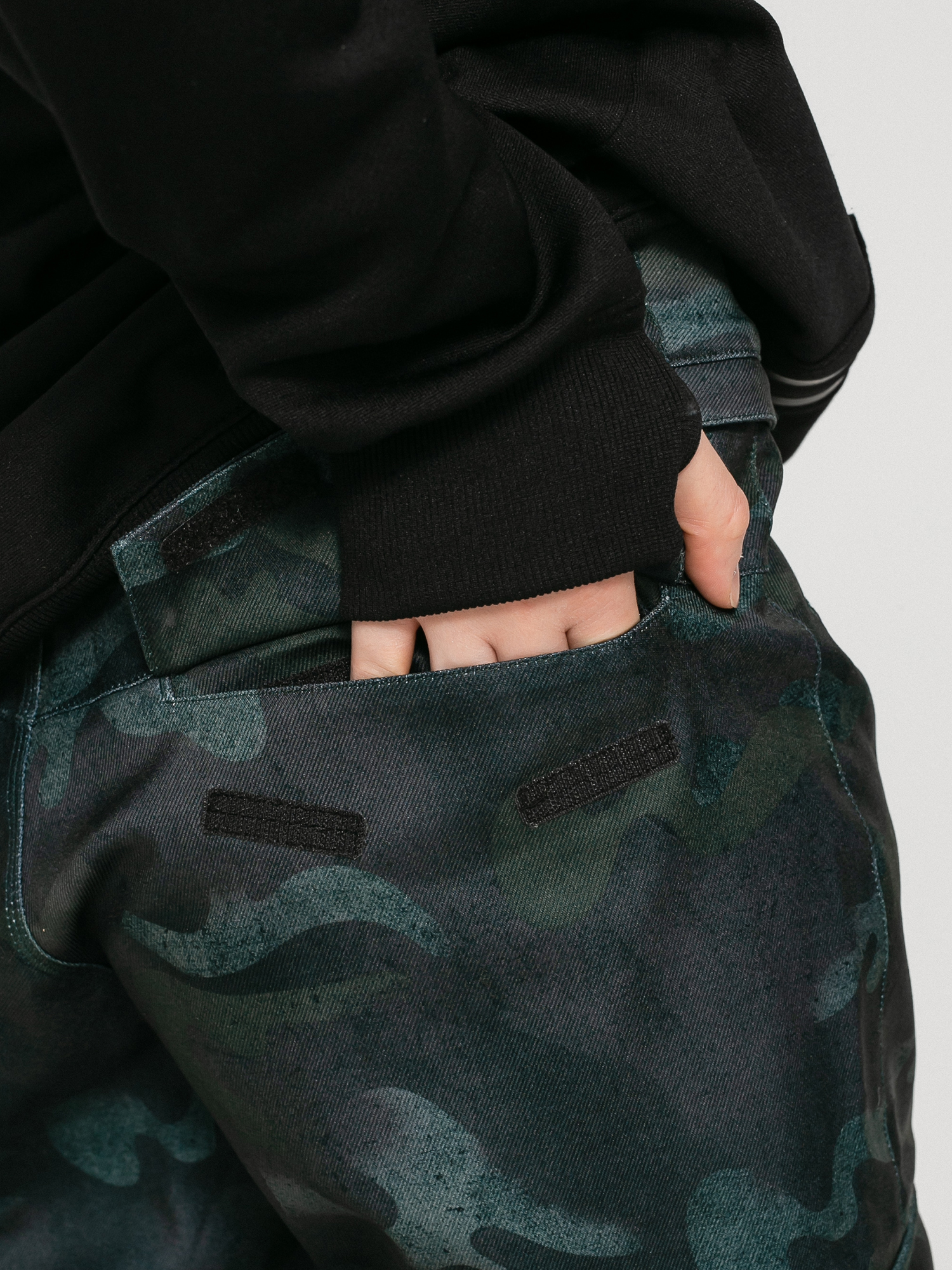 Női Volcom Grace Stretch Snowboard nadrág (covert green)