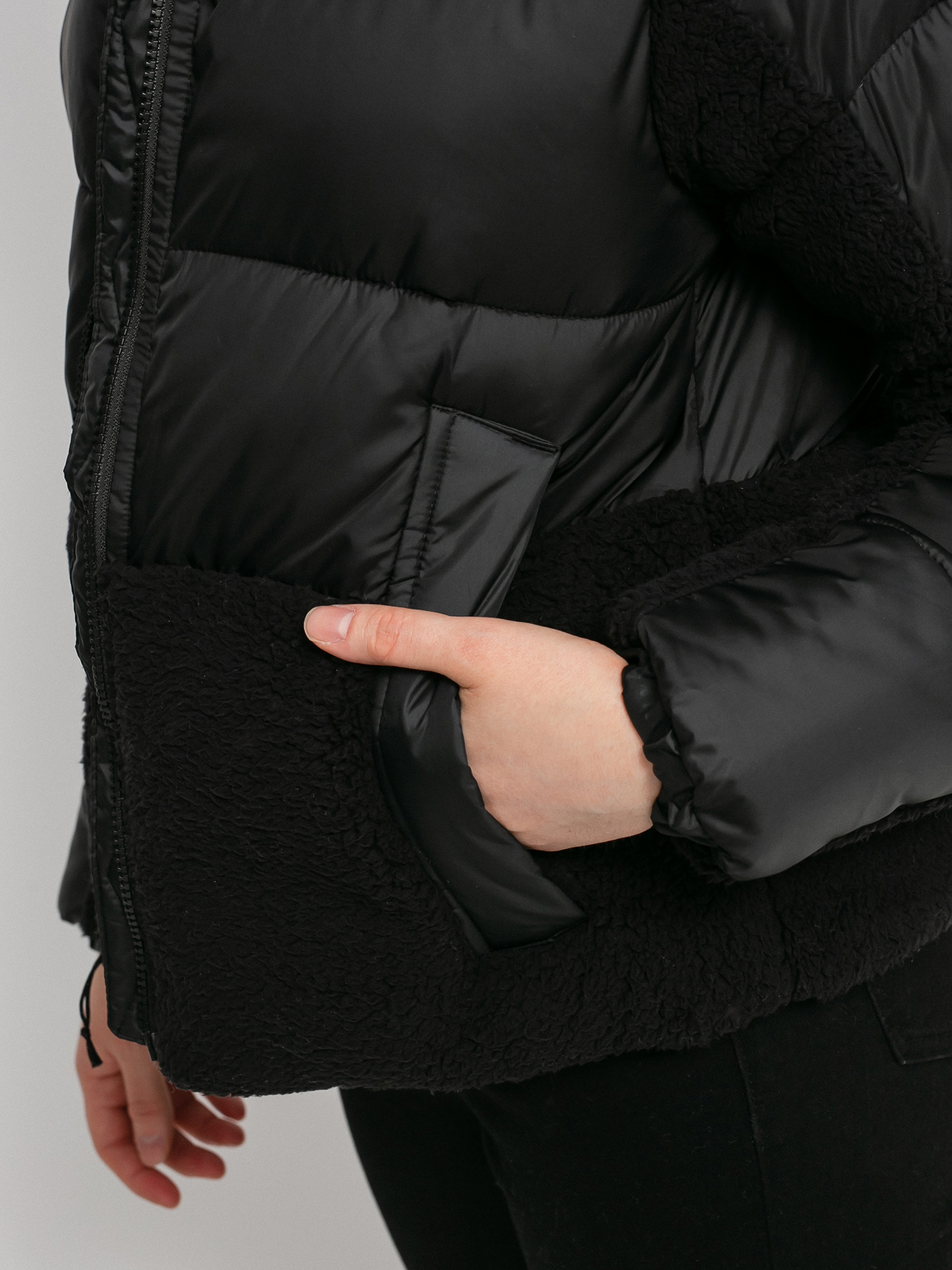 Columbia Leadbetter Point Sherpa Dzseki Wmn (black)