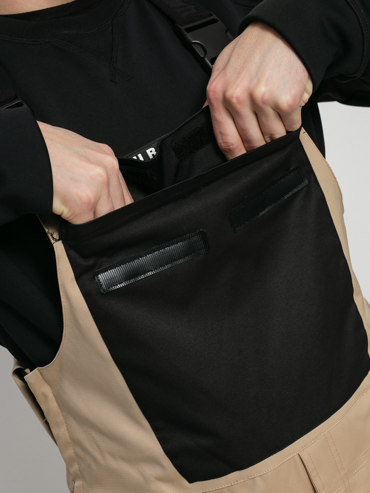 Férfi ThirtyTwo Basement Bib Snowboard nadrág (khaki)