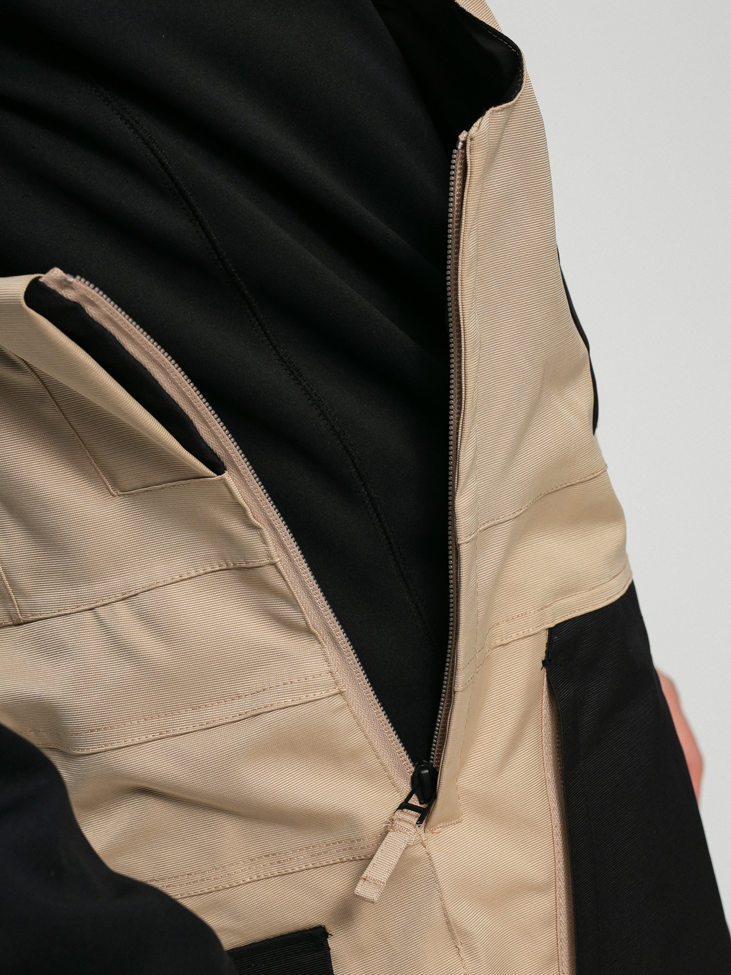 Férfi ThirtyTwo Basement Bib Snowboard nadrág (khaki)