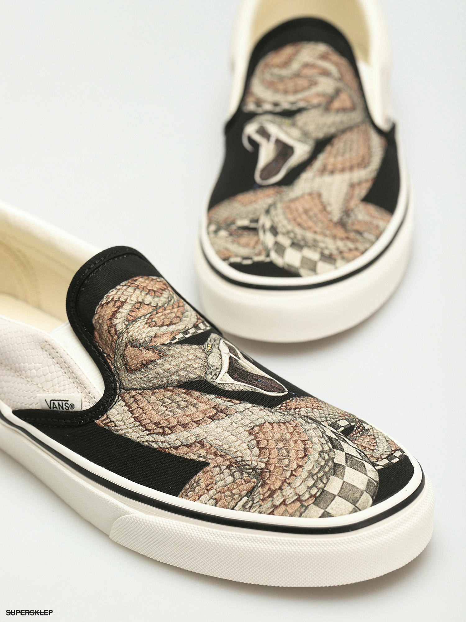 vans slip on snake