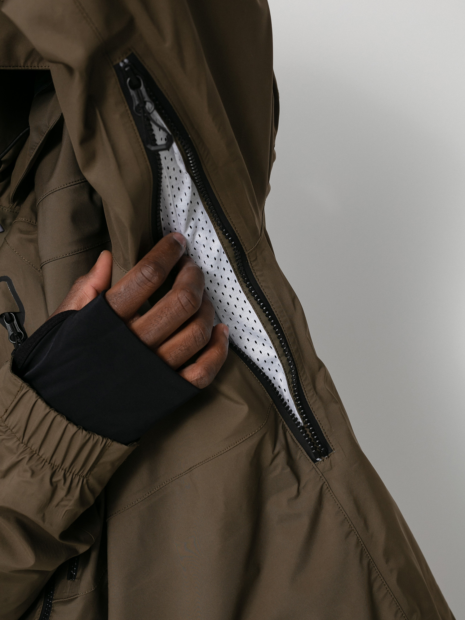 Férfi Volcom Guch Stretch Gore Snowboard dzseki (dark teak)