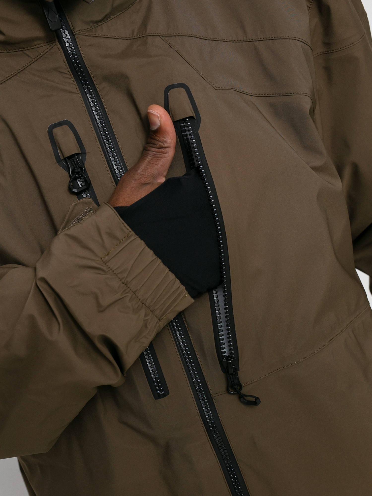 Férfi Volcom Guch Stretch Gore Snowboard dzseki (dark teak)