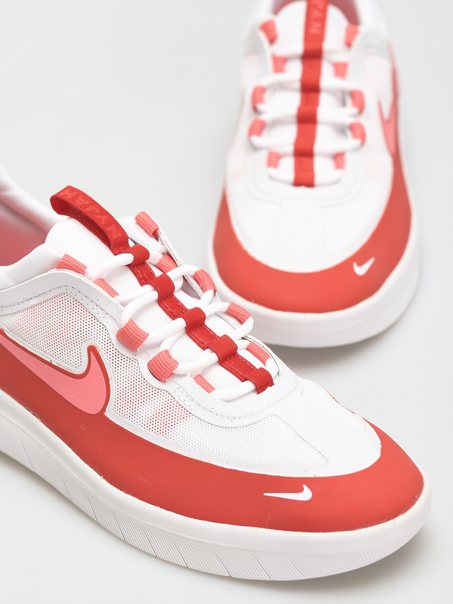 Nike SB Nyjah Free 2 Cipők (lobster/pink gaze  lobster white)