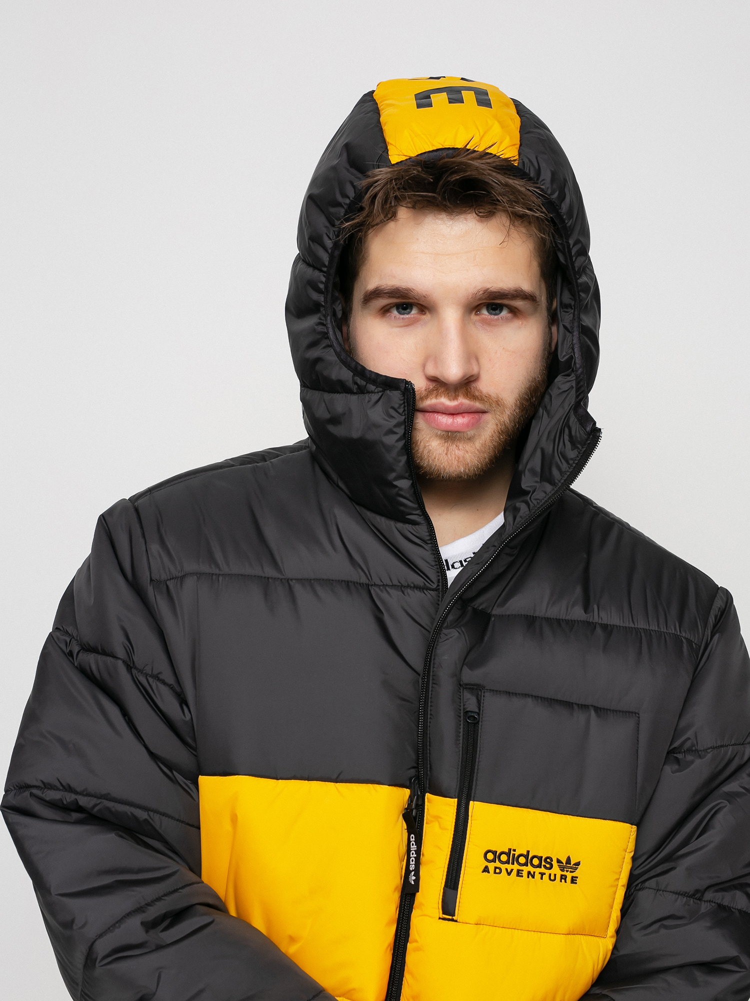adidas Originals Puffer Dzseki (black/actgol)