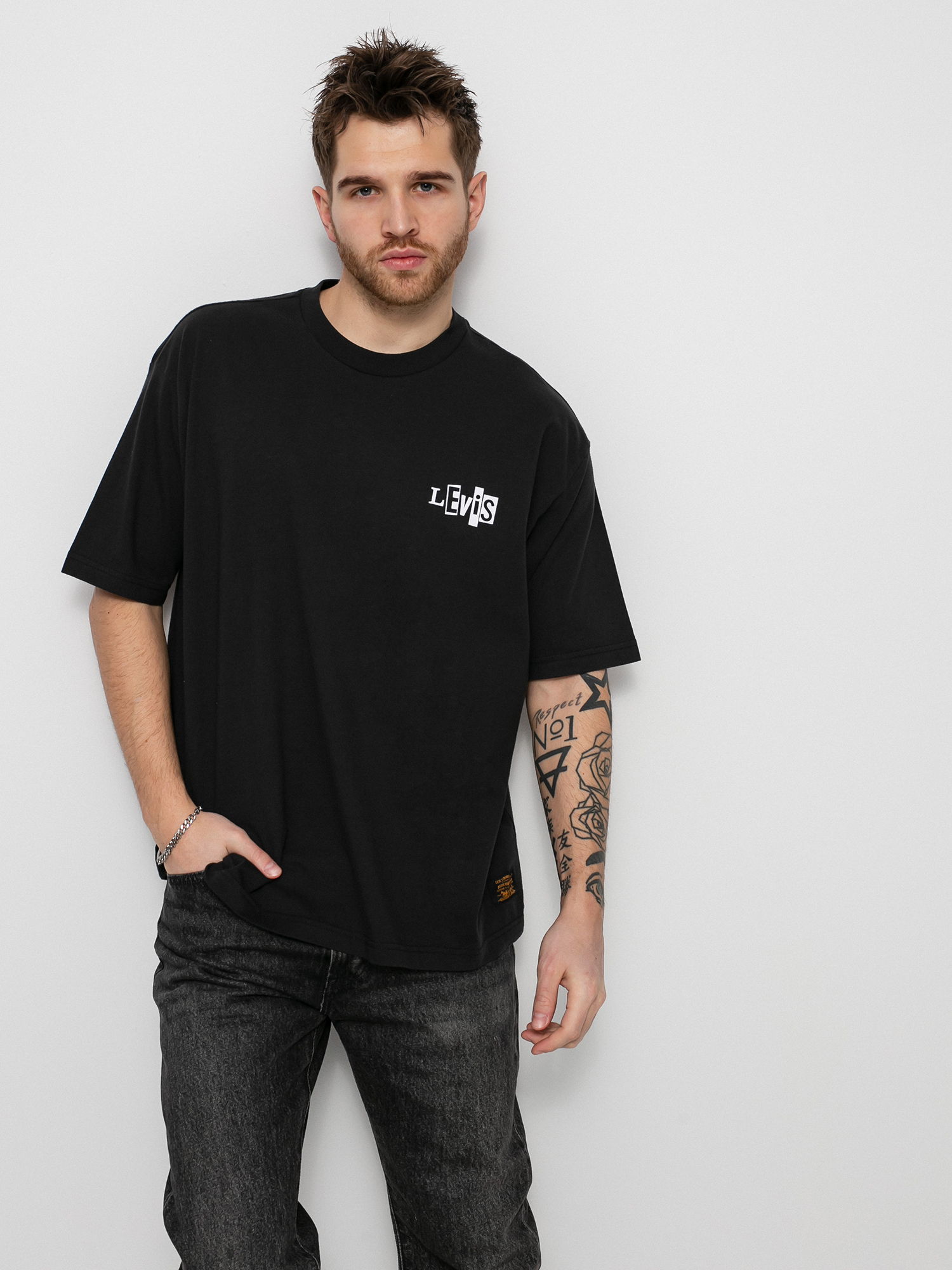 Levi's® Skate Graphic Box póló (core black)