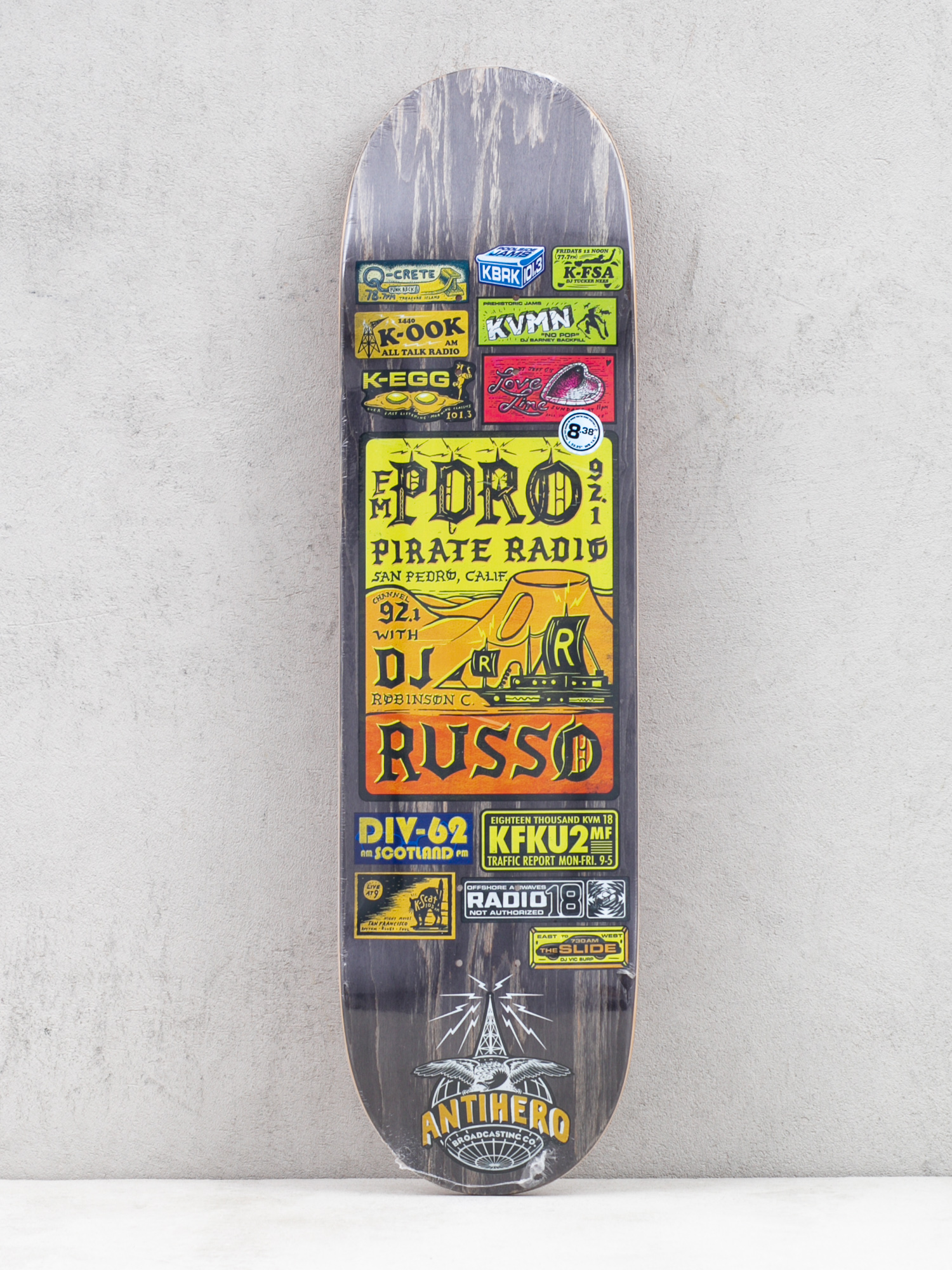 Antihero Russo Broadcasting Gördeszka lap (black)