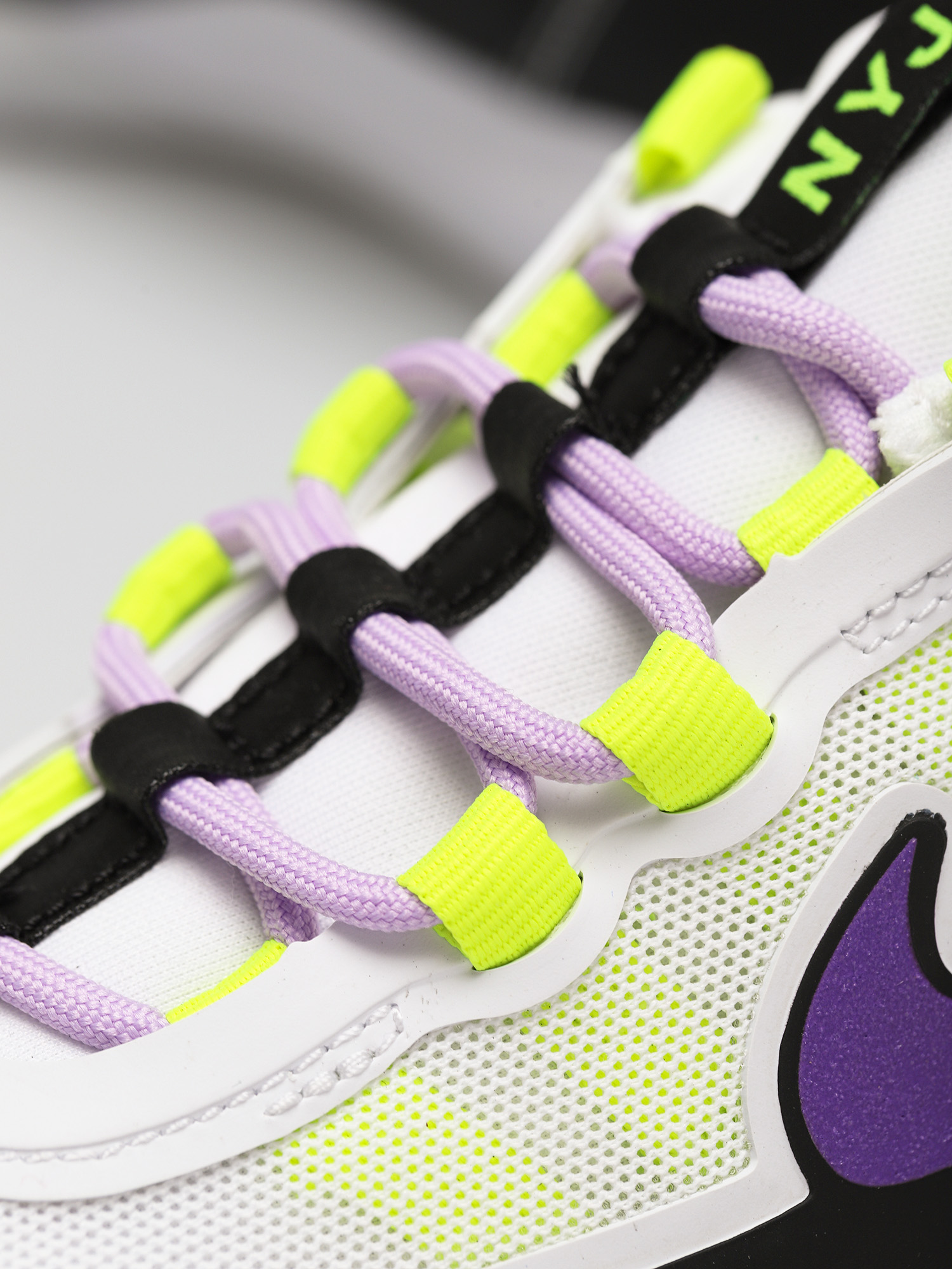 Nike SB Nyjah Free 2 Cipők (black/wild berry white lilac)