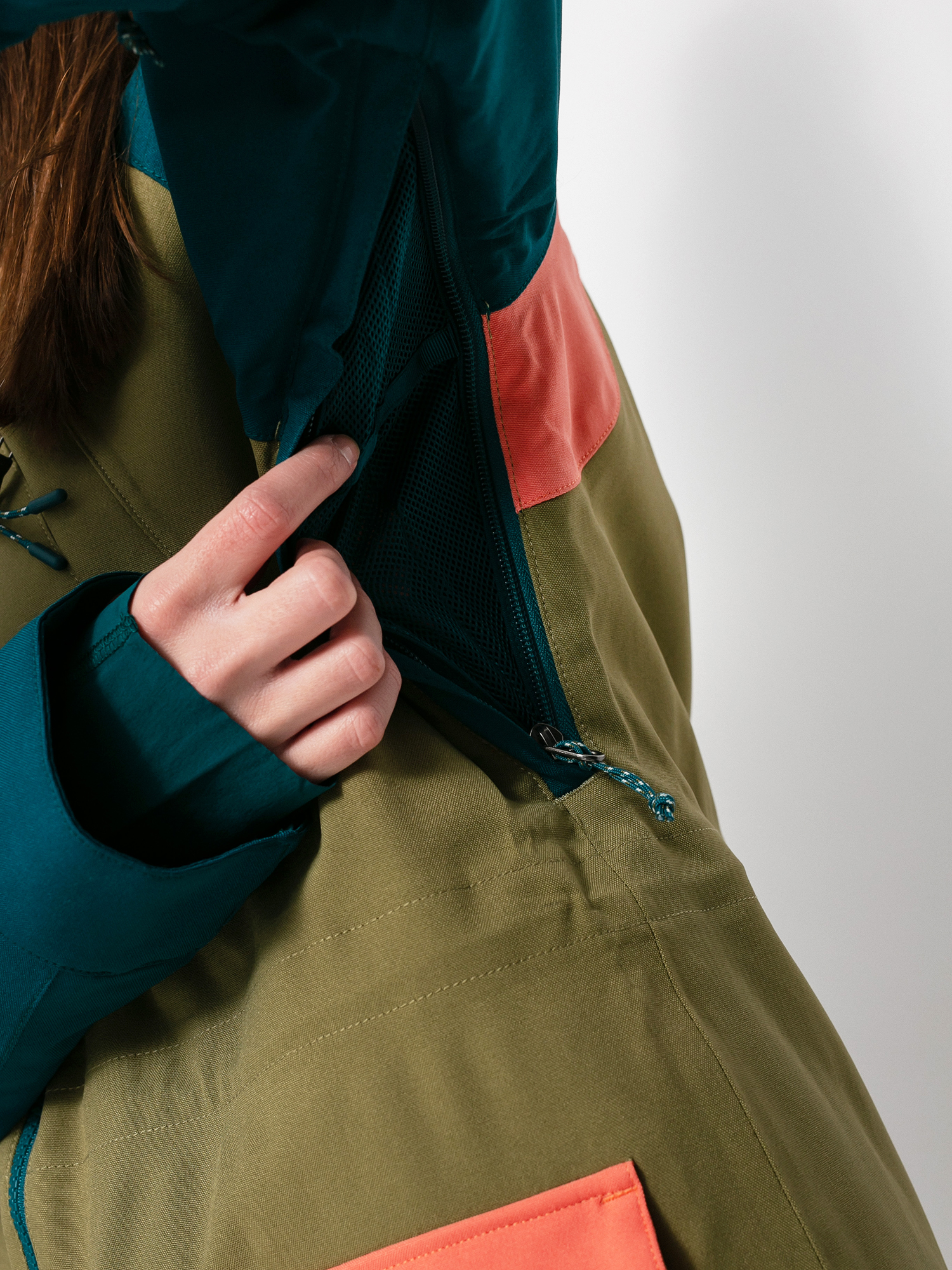 Női Burton Prowess Snowboard dzseki (shaded spruce/martini olive/persimmon)