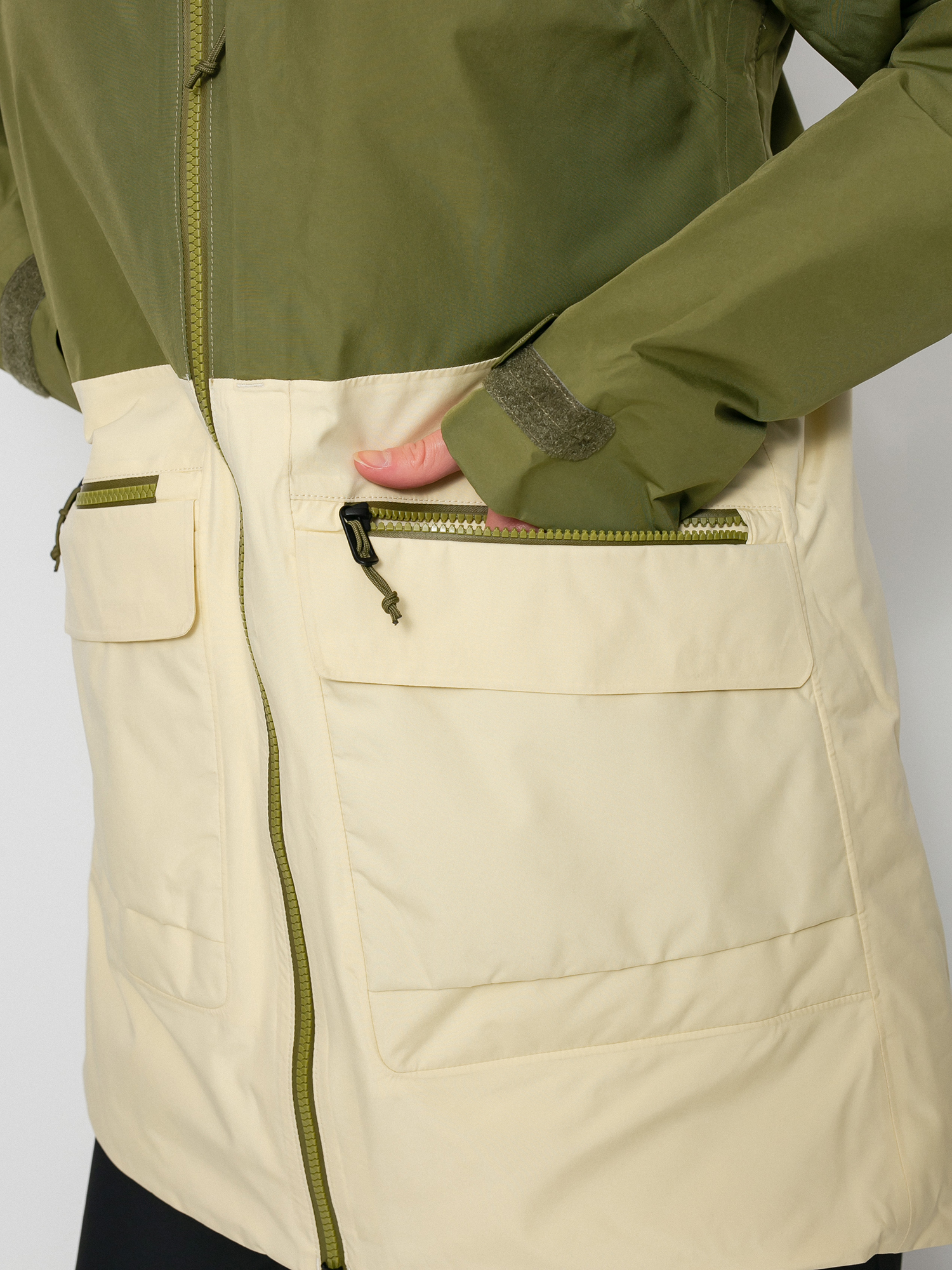 Női Burton Gore Tex Treeline Snowboard dzseki (martini olive/creme brulee)