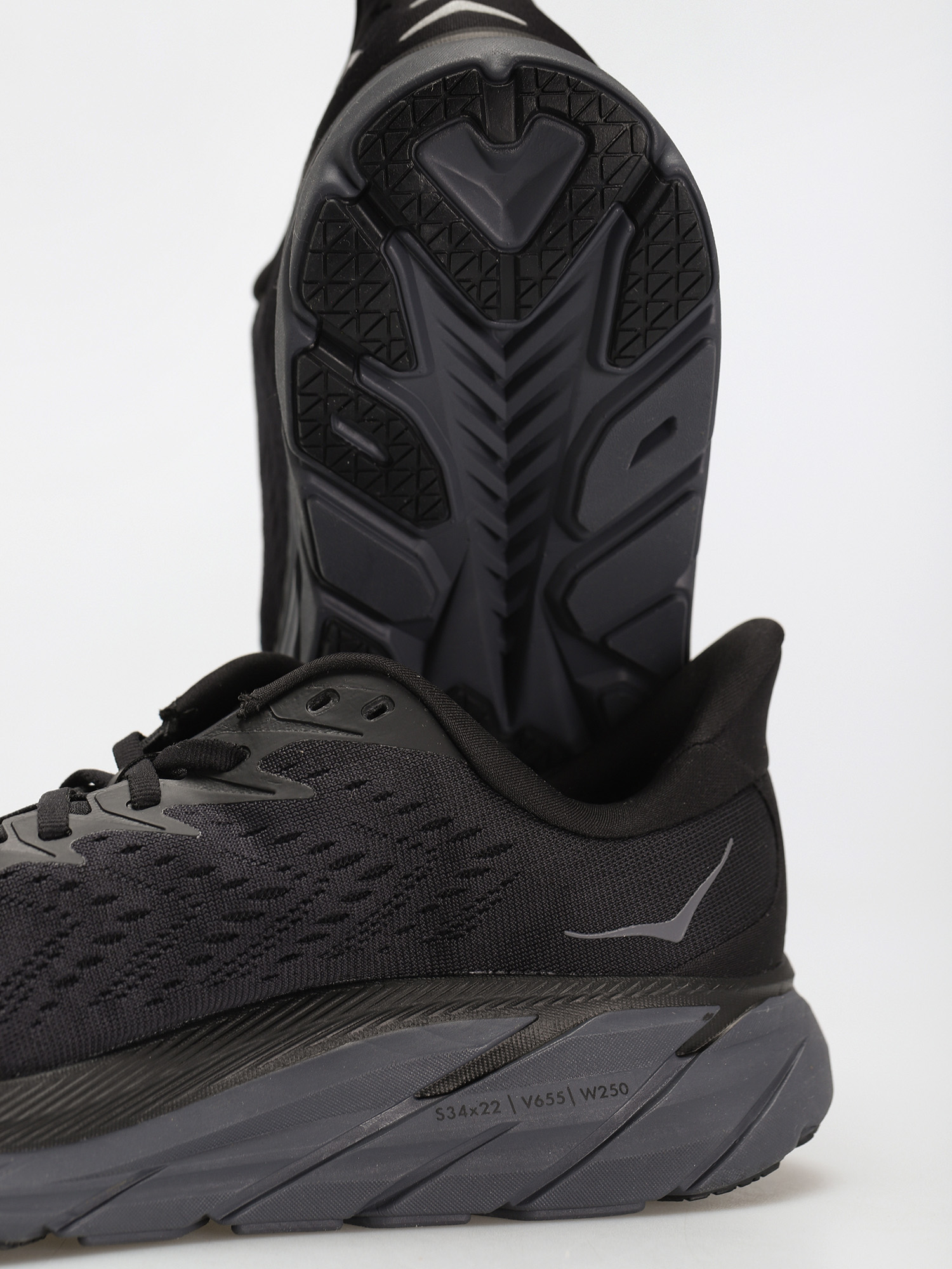 Hoka One One Clifton 8 Cipők (black/black)