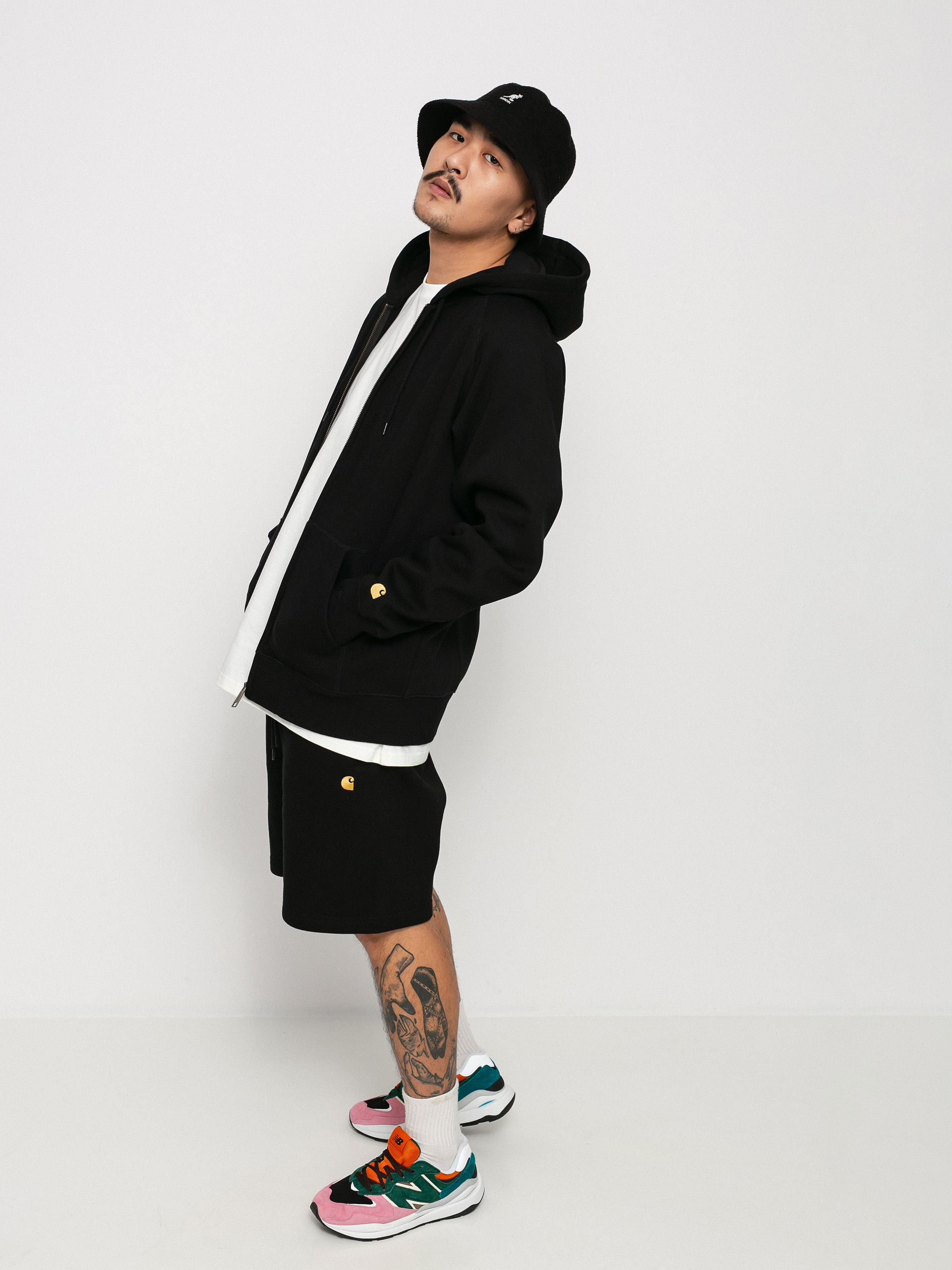 Carhartt WIP Hooded Chase Jacket Kapucnis pulóver (black/gold)