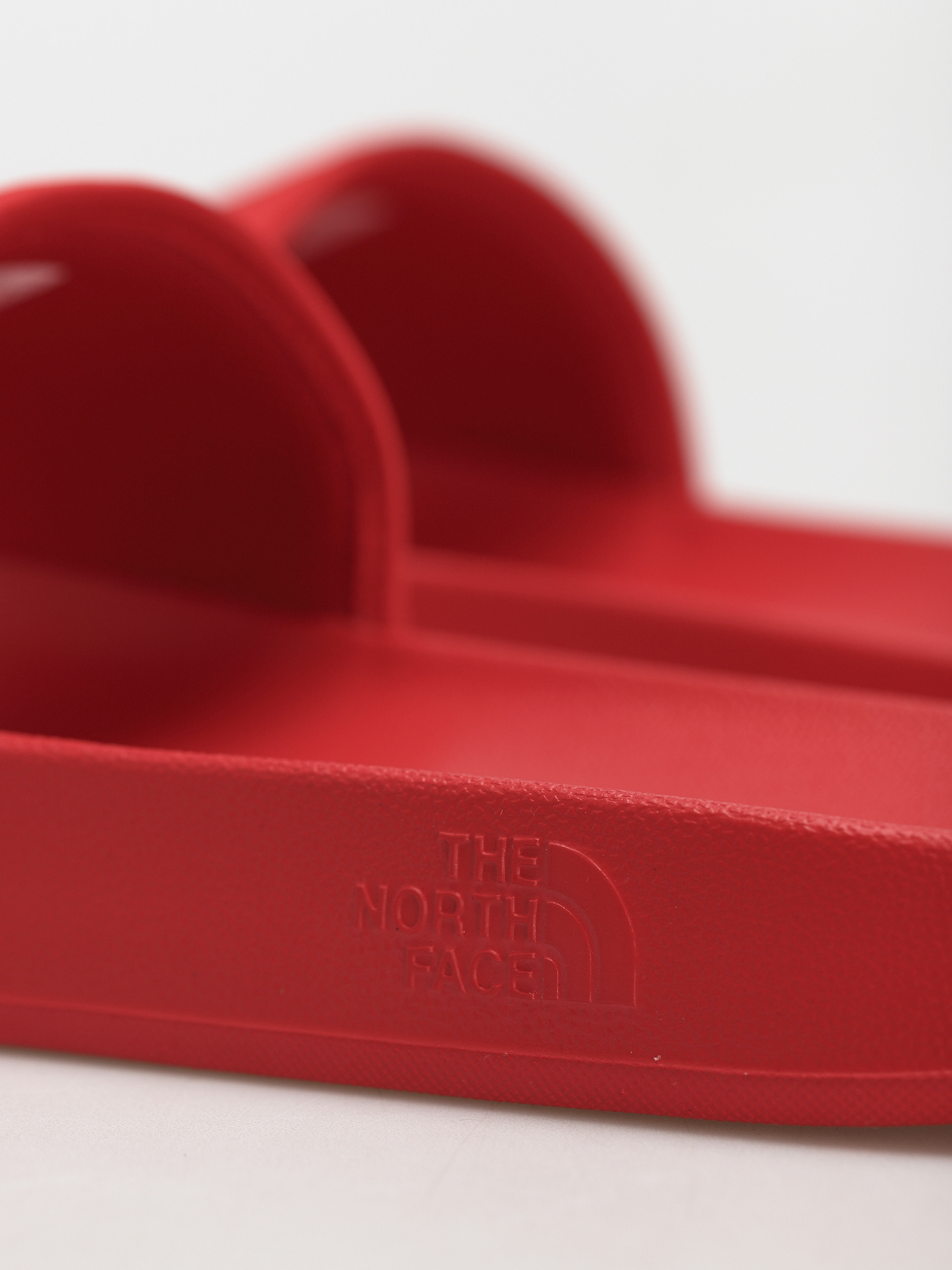 The North Face Base Camp Slide III Flip-flop papucsok (tnf red/tnf black)