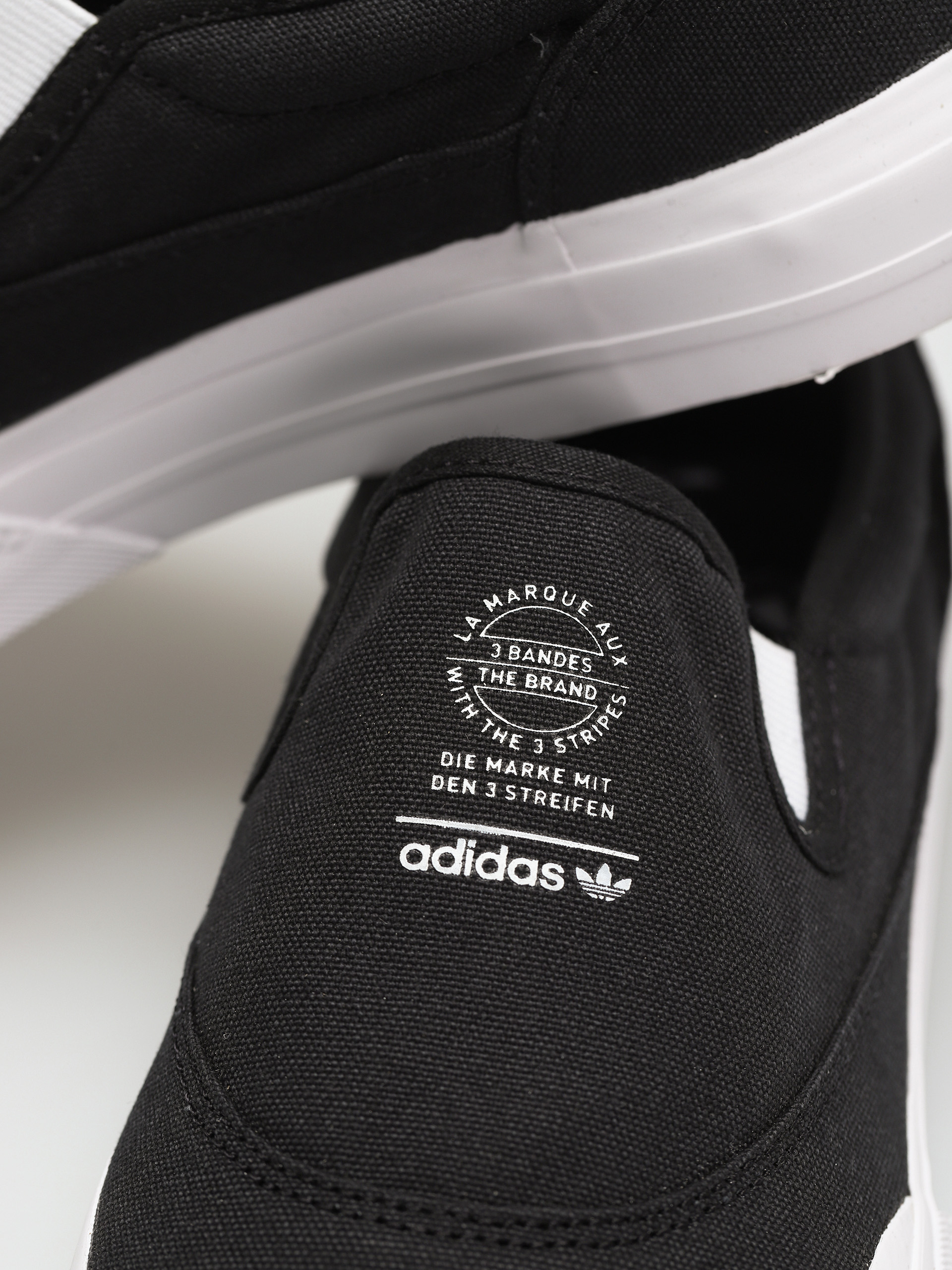 adidas Originals Nizza Rf Slip Cipők (cblack/cblack/ftwwht)