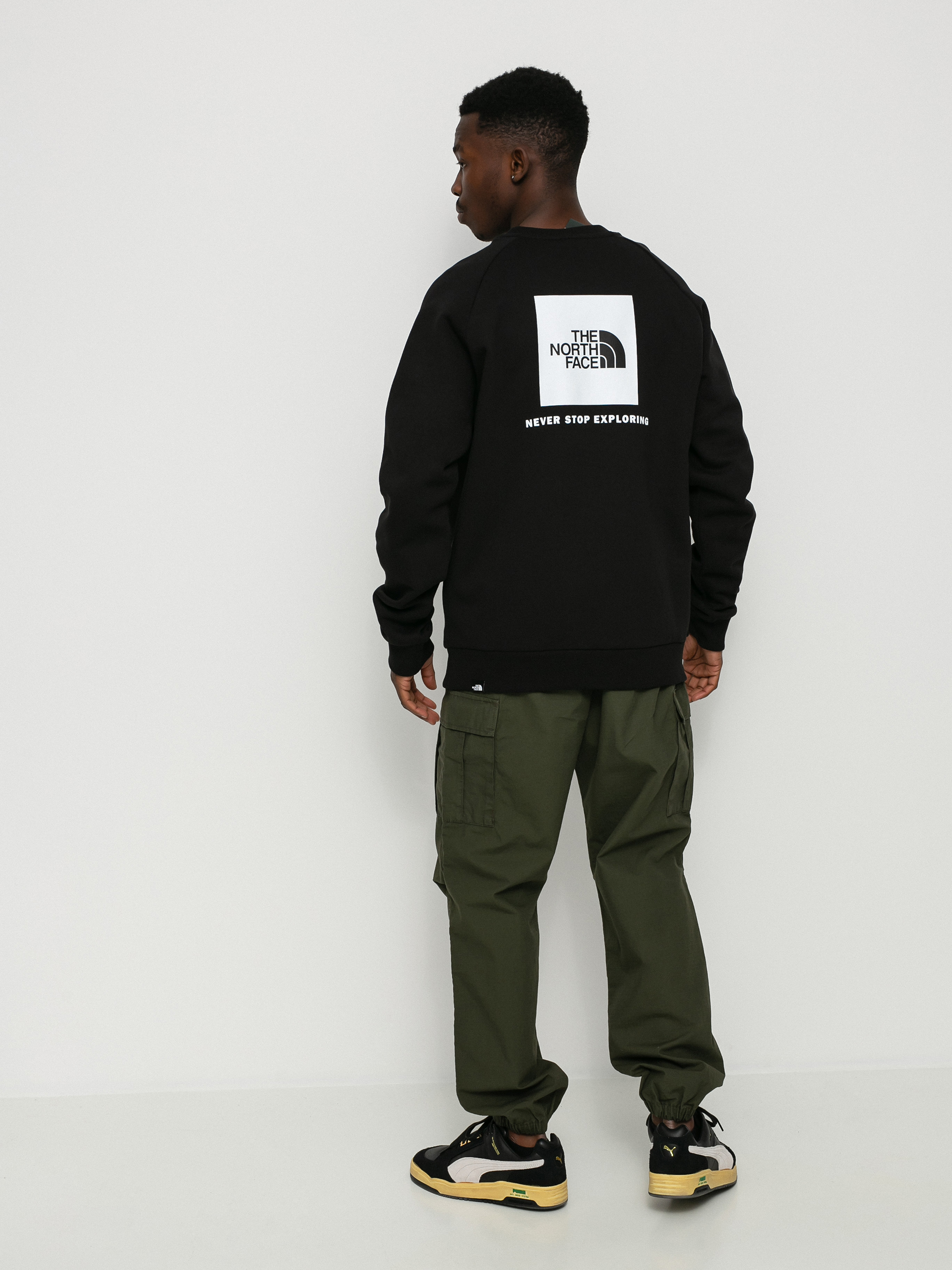 The North Face Raglan Redbox Pulóver (tnf black)