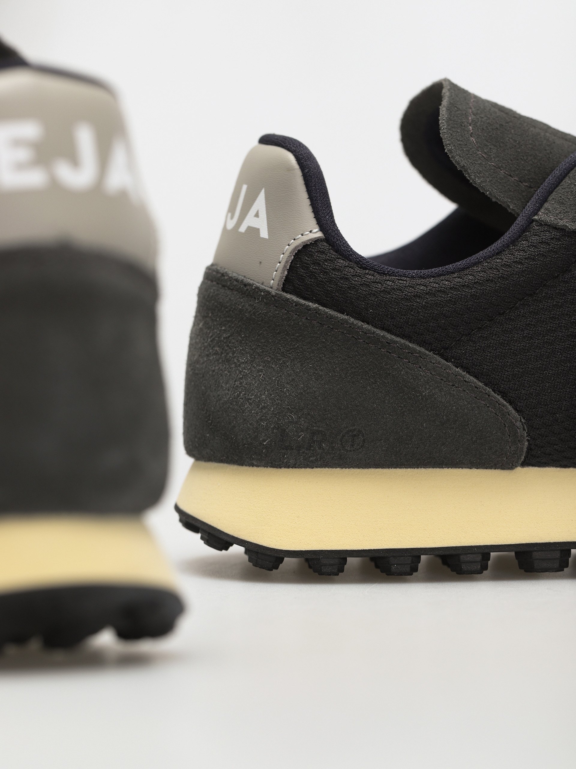 Veja Rio Branco Cipők (black white oxford grey)