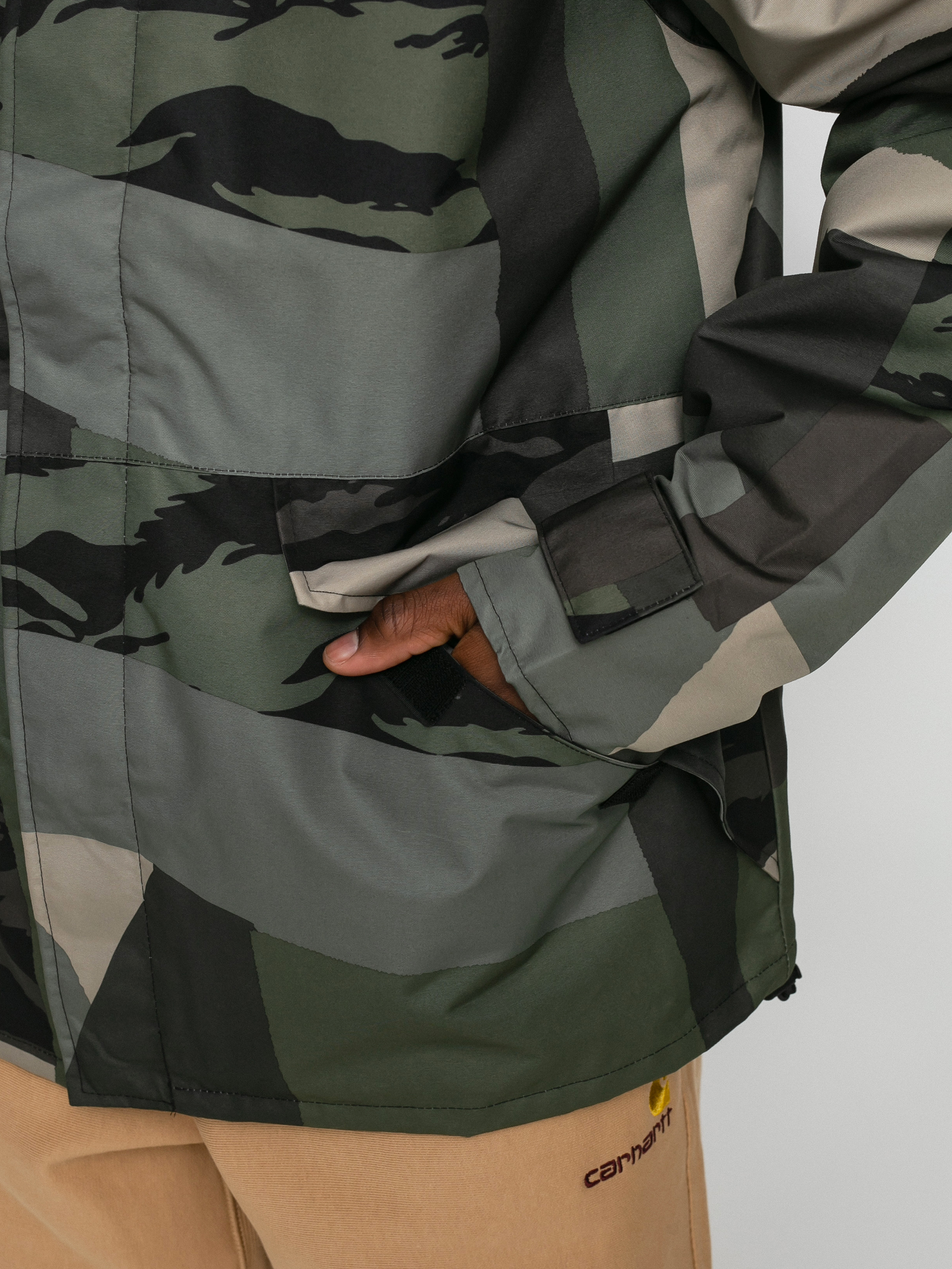Carhartt WIP Prospector Dzseki (camo mend/popsicle)