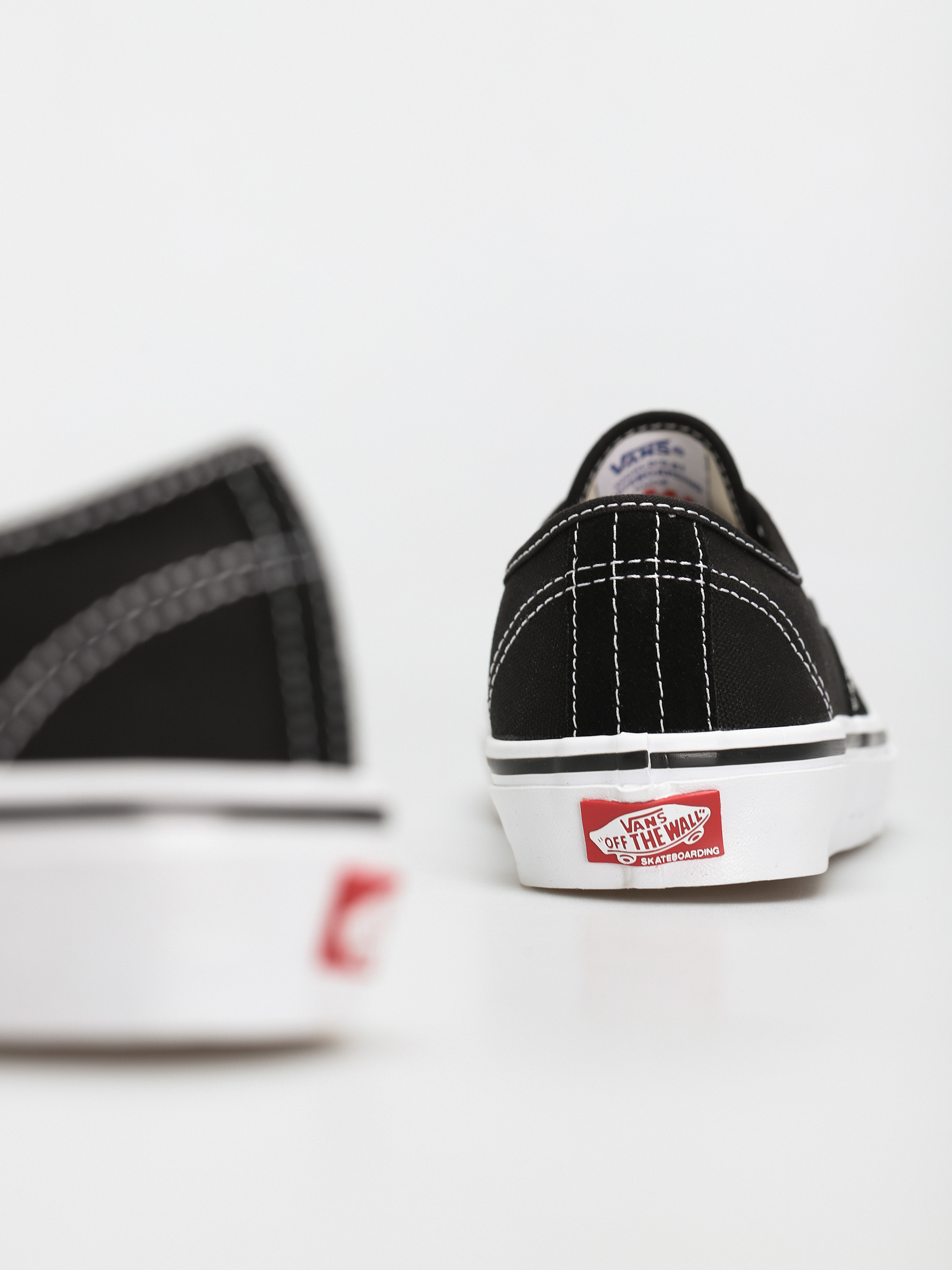 Vans Skate Authentic Cipők (black/white)