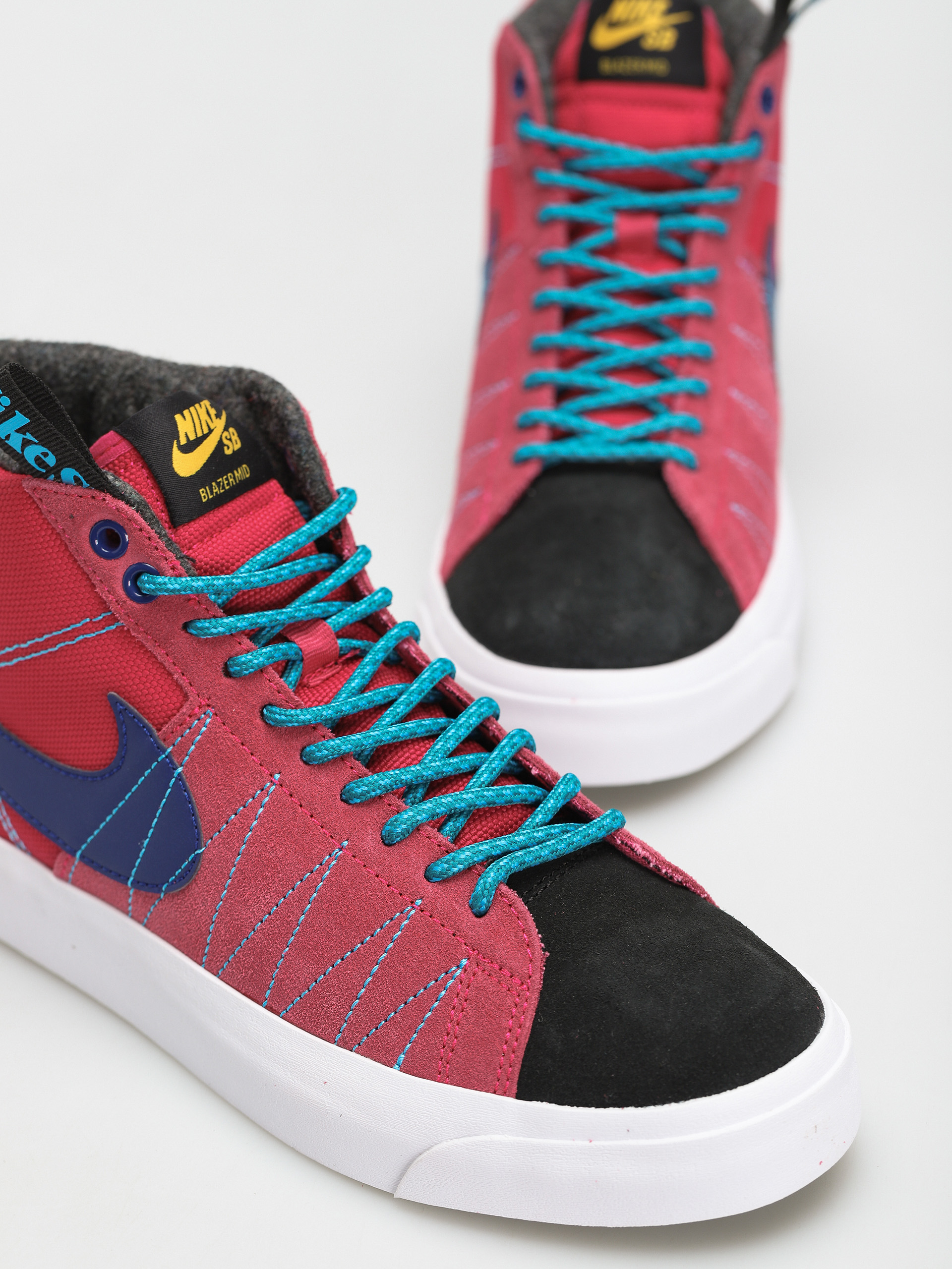 Nike SB Zoom Blazer Mid Premium Cipők (rush pink/deep royal blue laser blue)