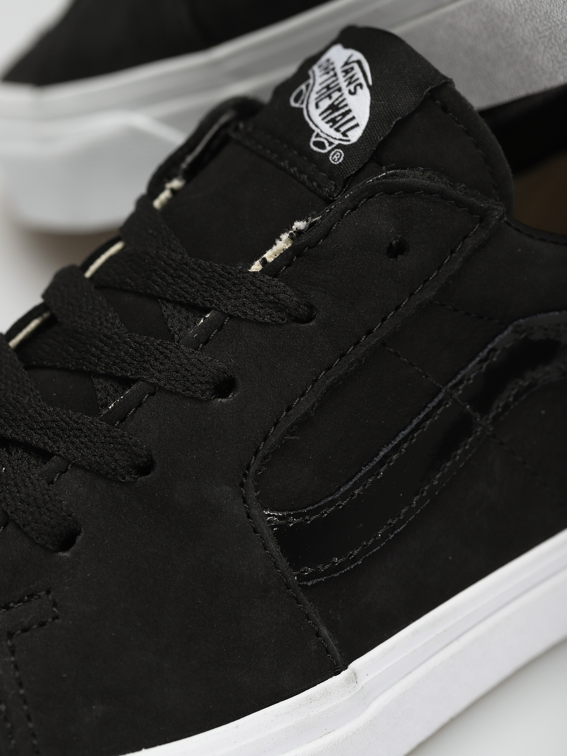 Vans Sk8 Low Cipők (matte shine/black/true white)