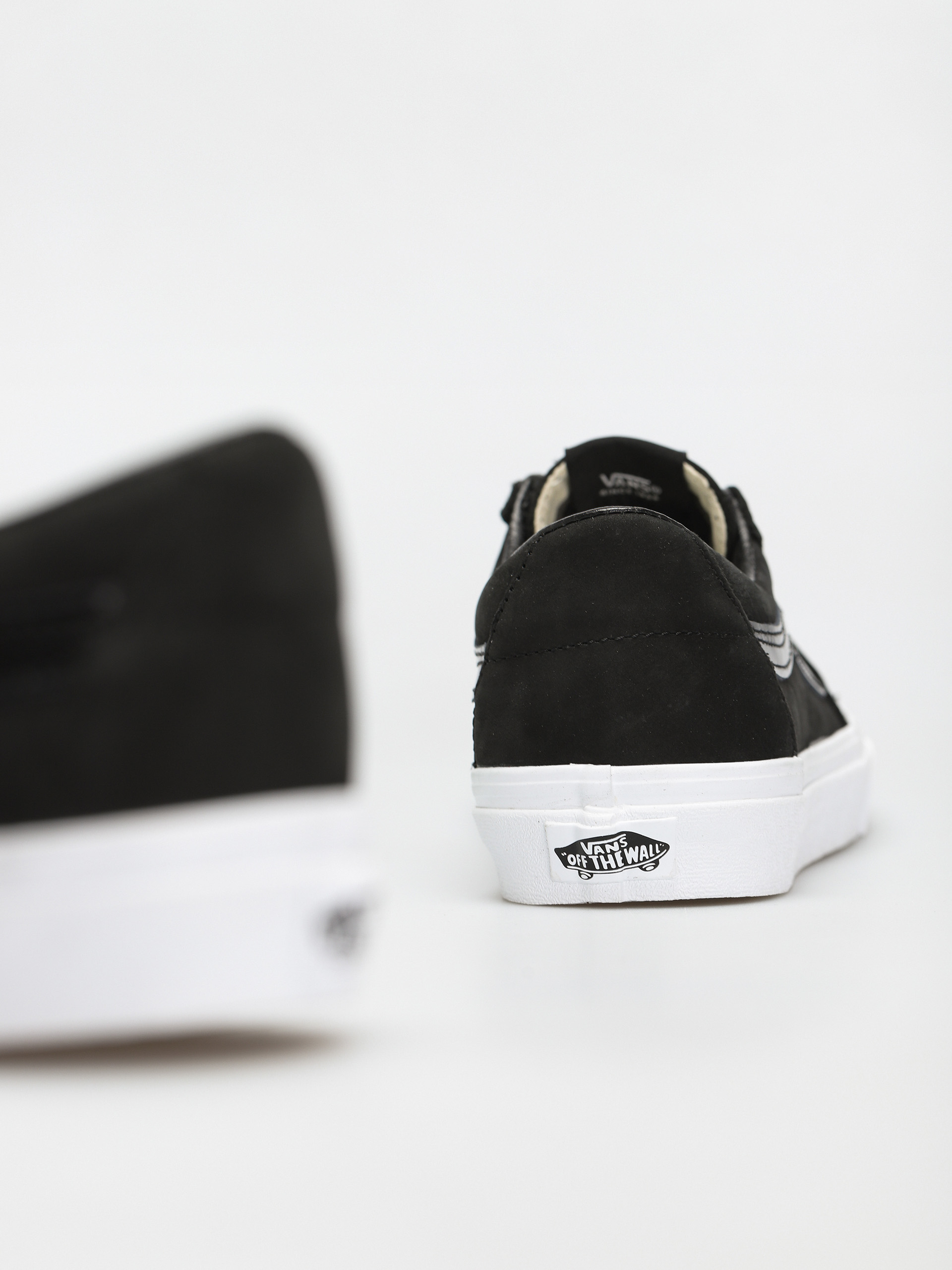 Vans Sk8 Low Cipők (matte shine/black/true white)