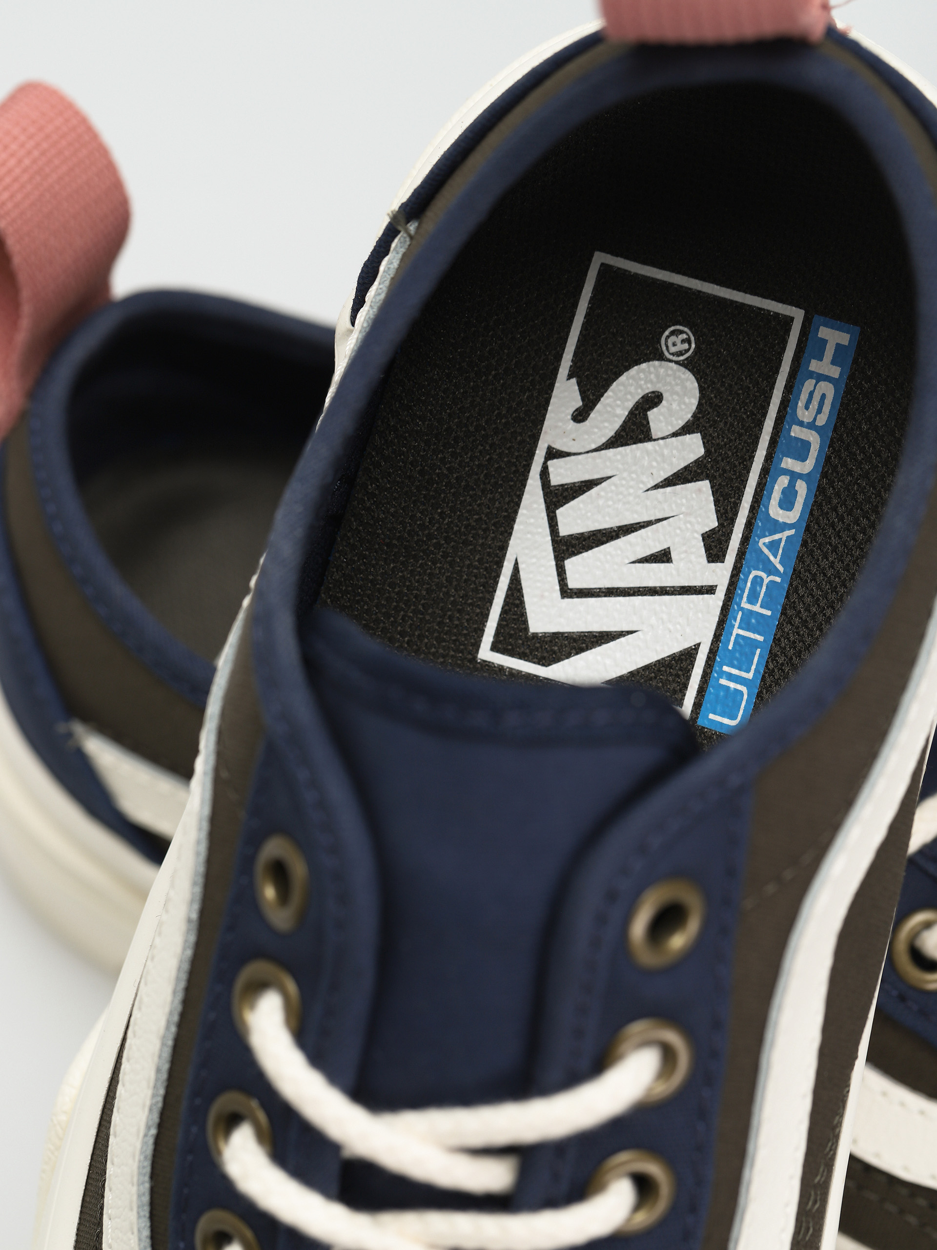 Vans Sentry Old Skool Wc Cipők (waxed canvas/forest night/marshmallow)