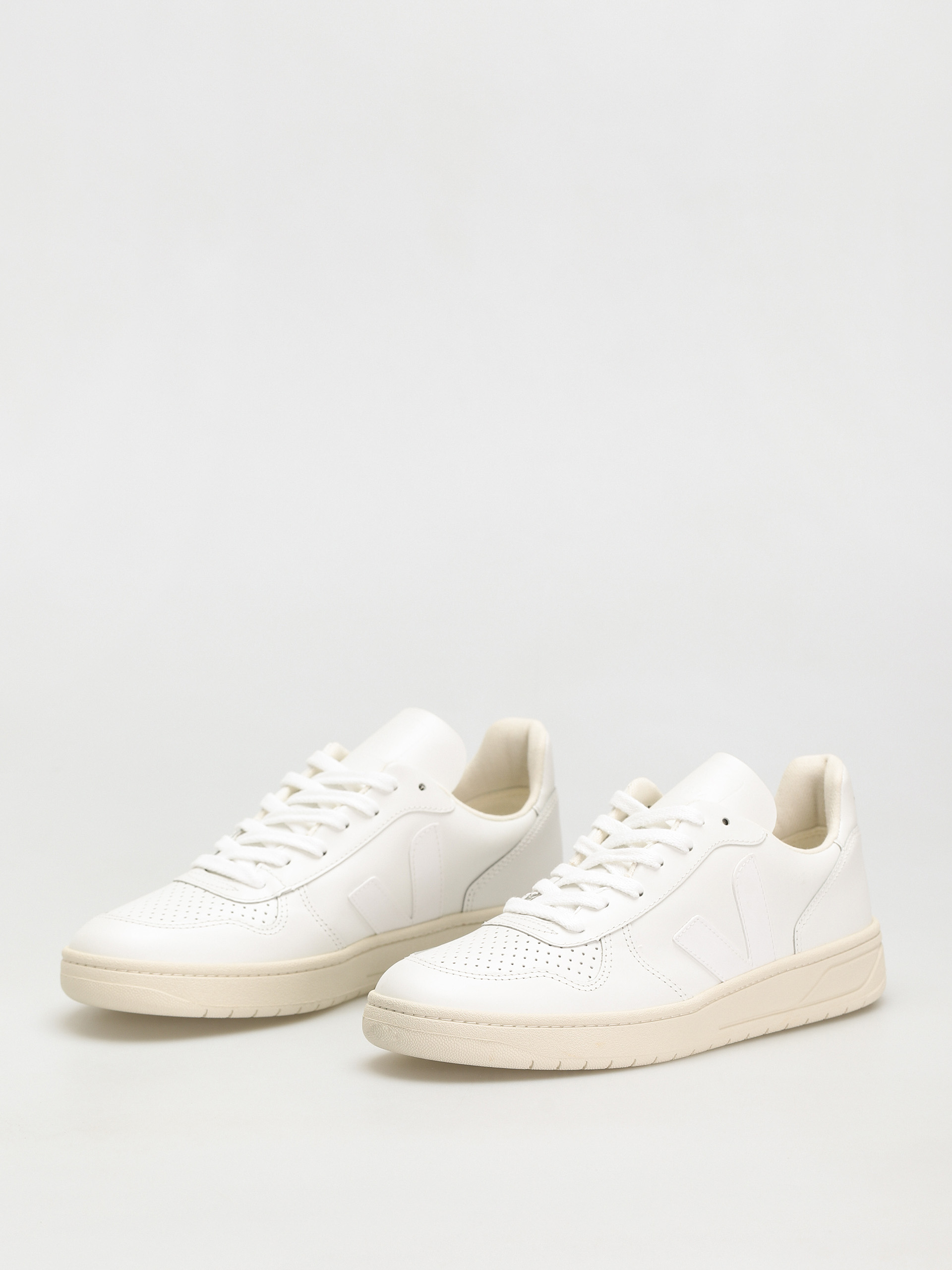 Veja V 10 Cipők (leather extra white)