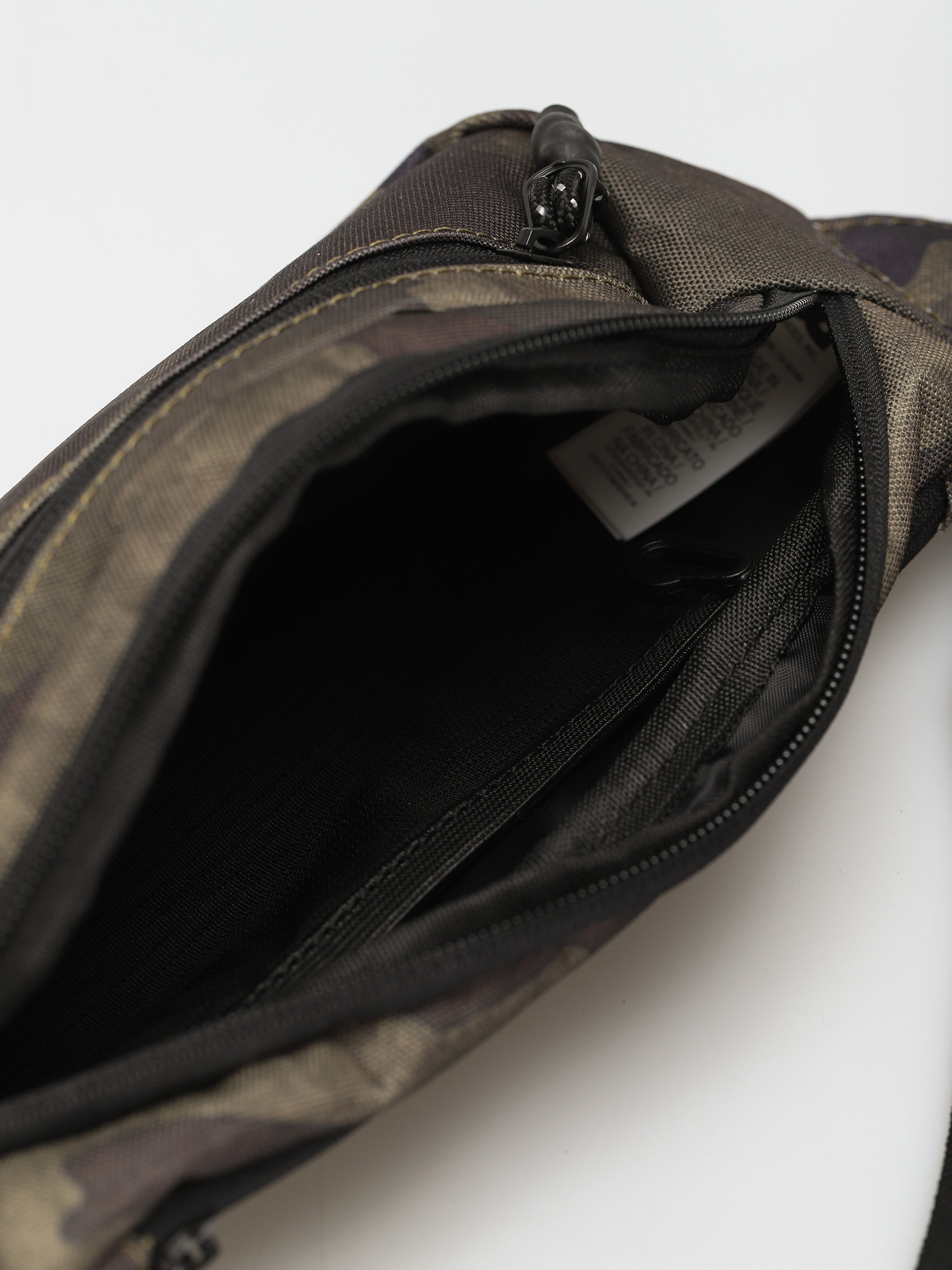 DC Tussler 3 Övtáska (dc woodland camo)