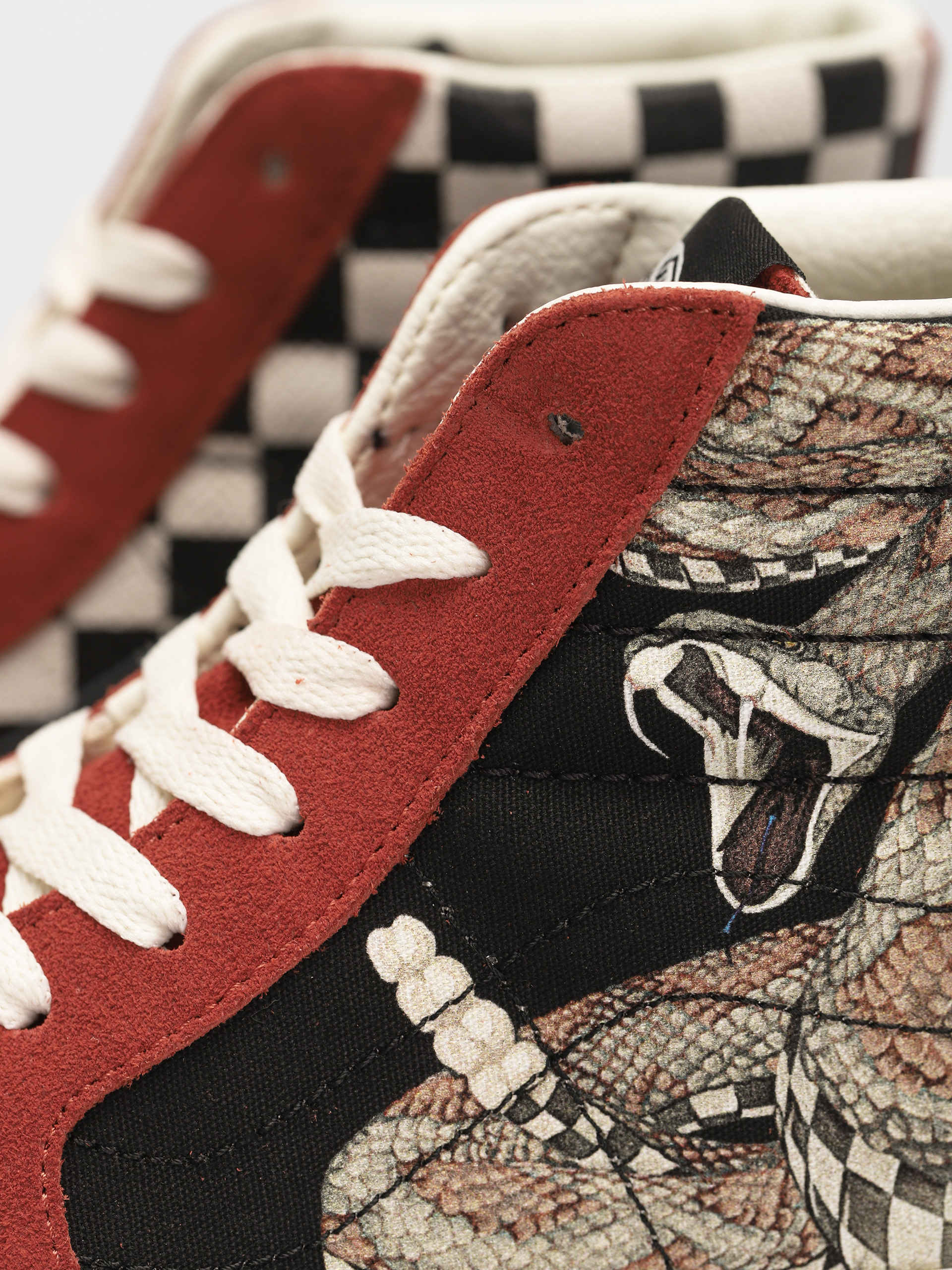 Vans Sk8 Hi Cipők (desert/snake/chili oil)