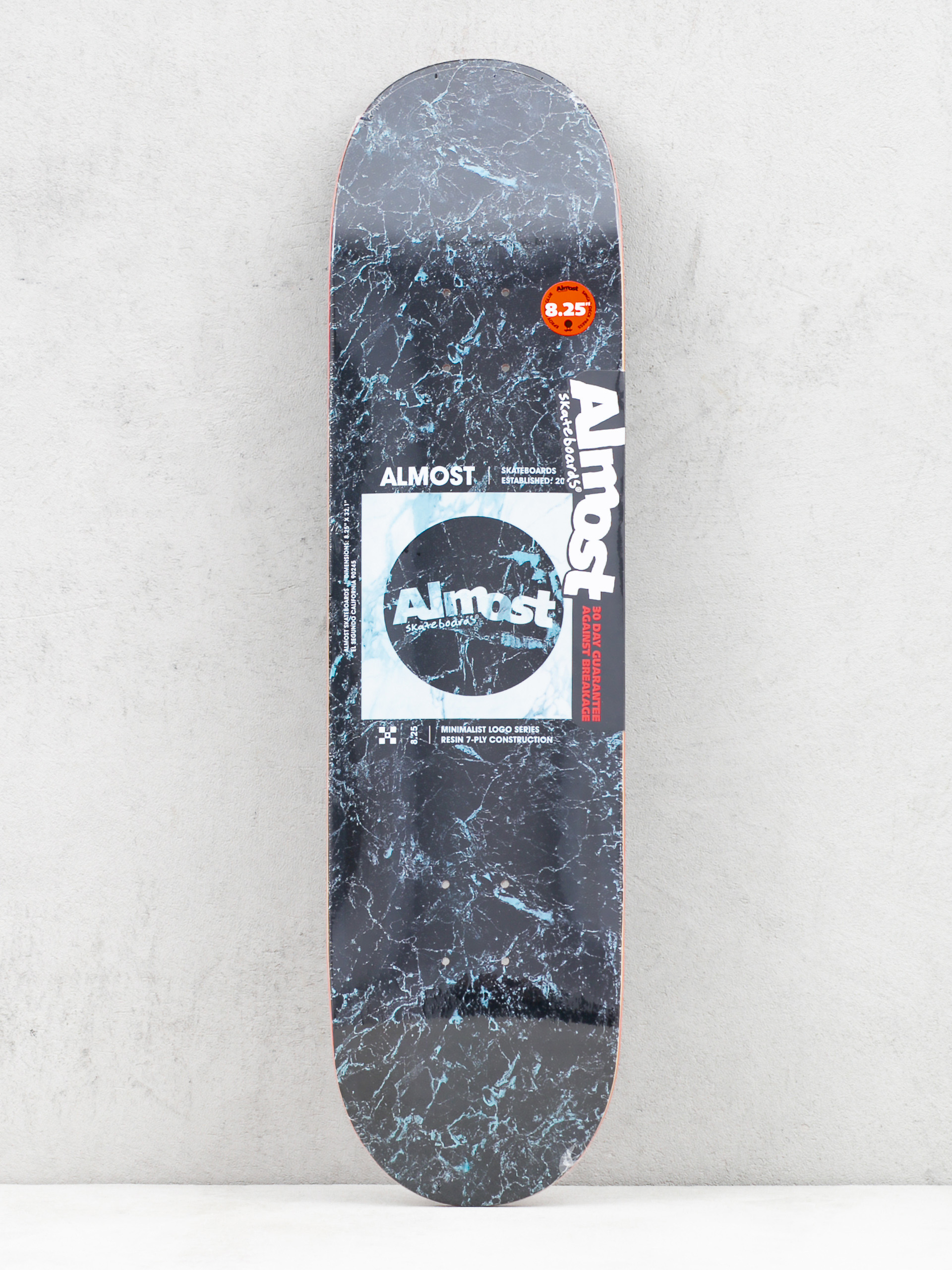 Almost Minimalist R7 Gördeszka lap (black/white)