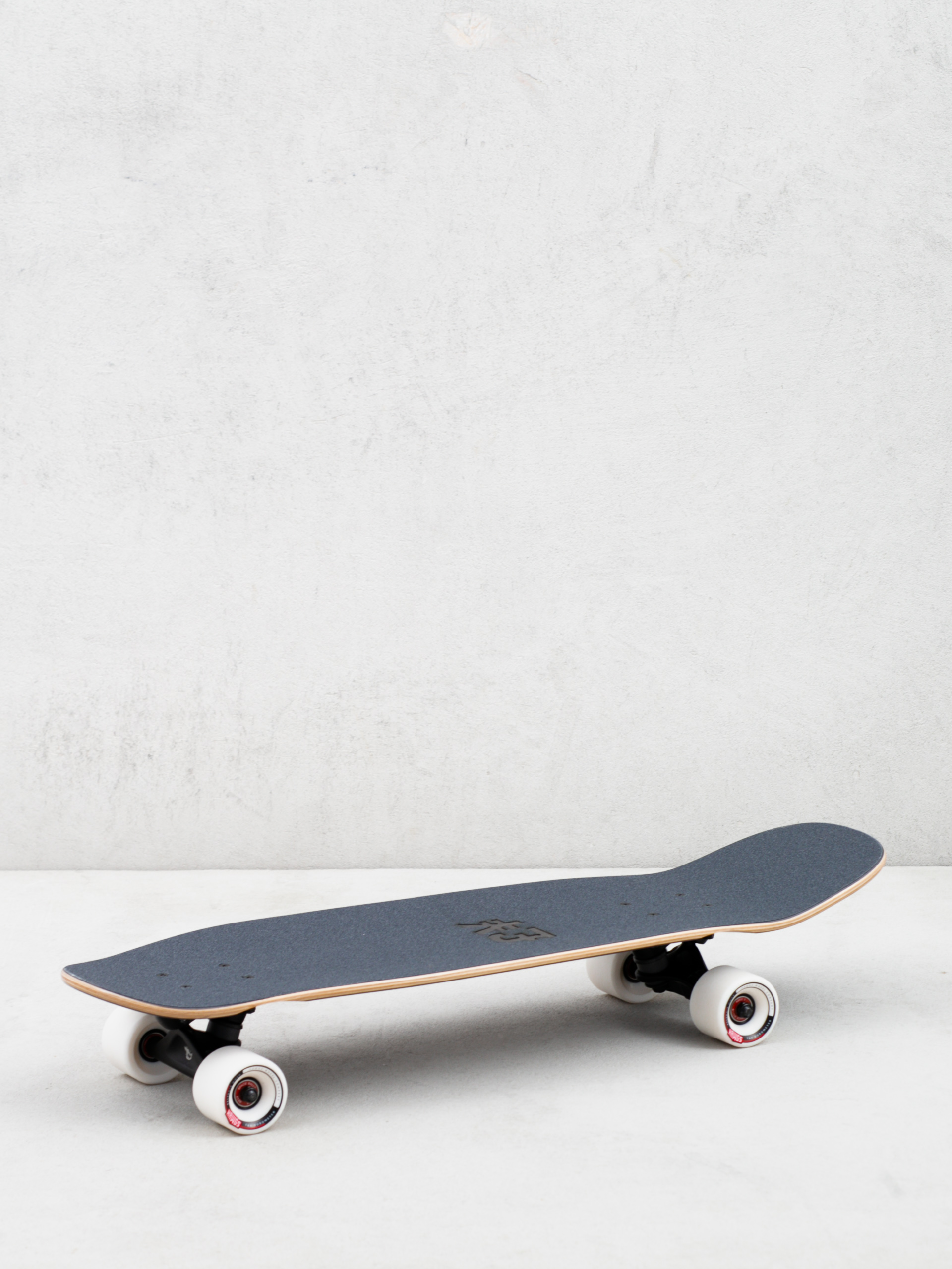 Landyachtz Dinghy Blunt Cruiser (reapin ain’t easy)