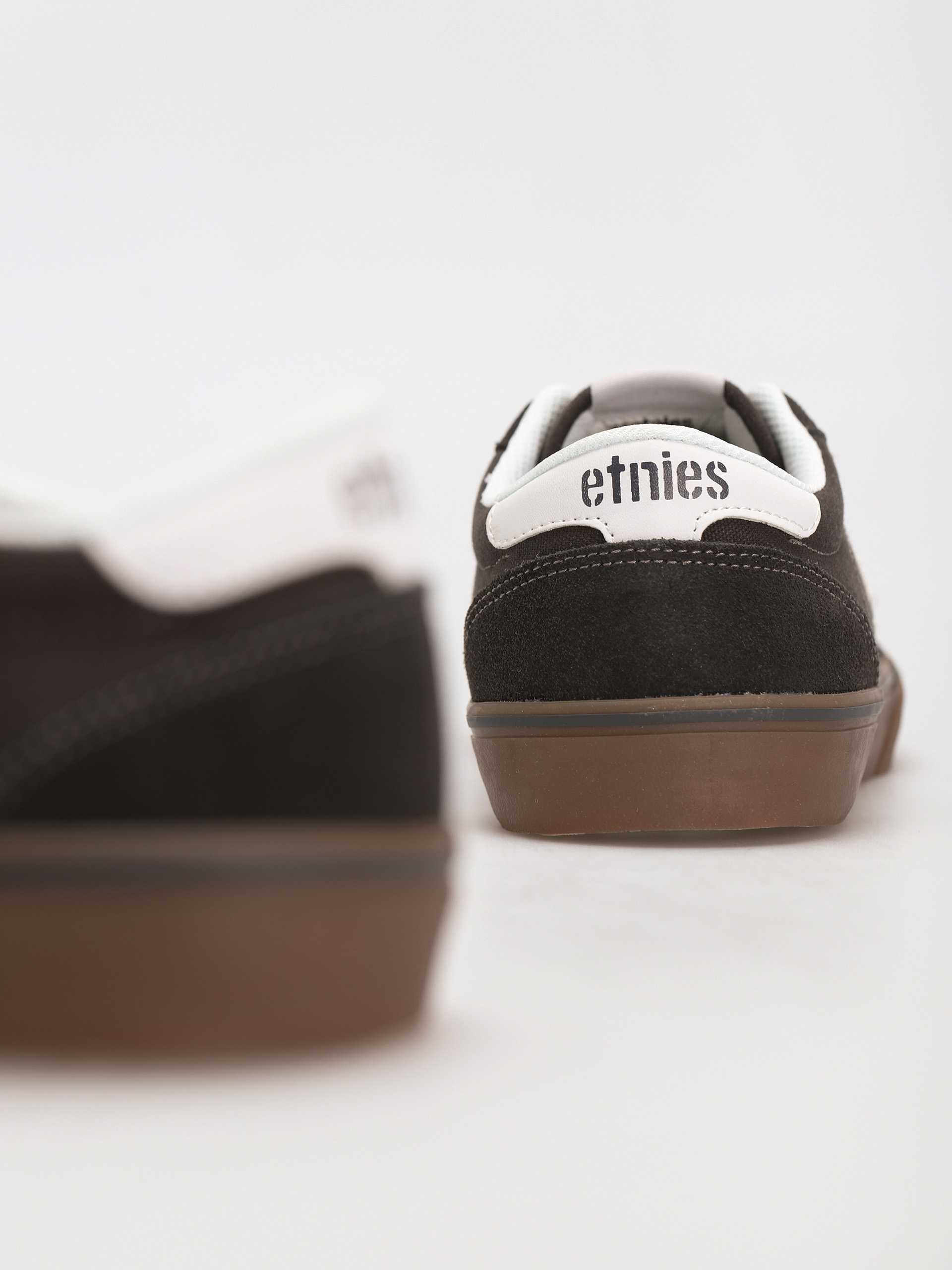 Etnies Calli Vulc Cipők (dark grey/white/gum)