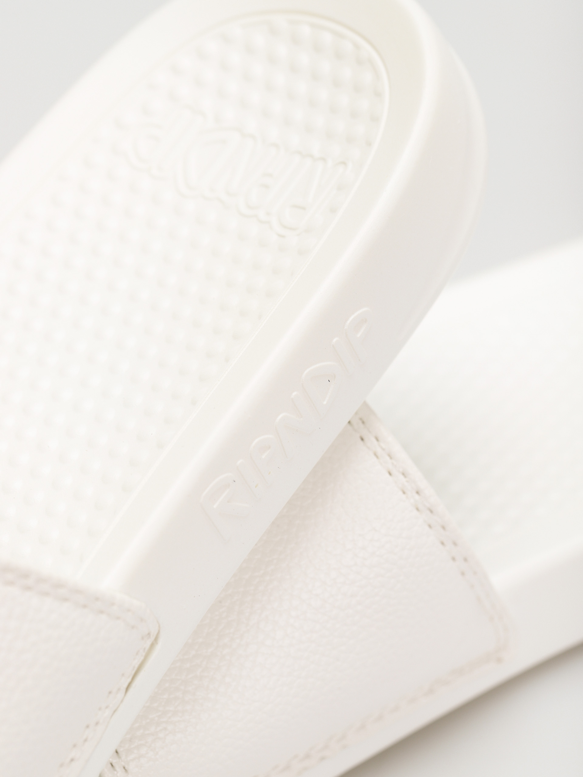 RipNDip Lord Nermal Face Flip-flop papucsok (white)