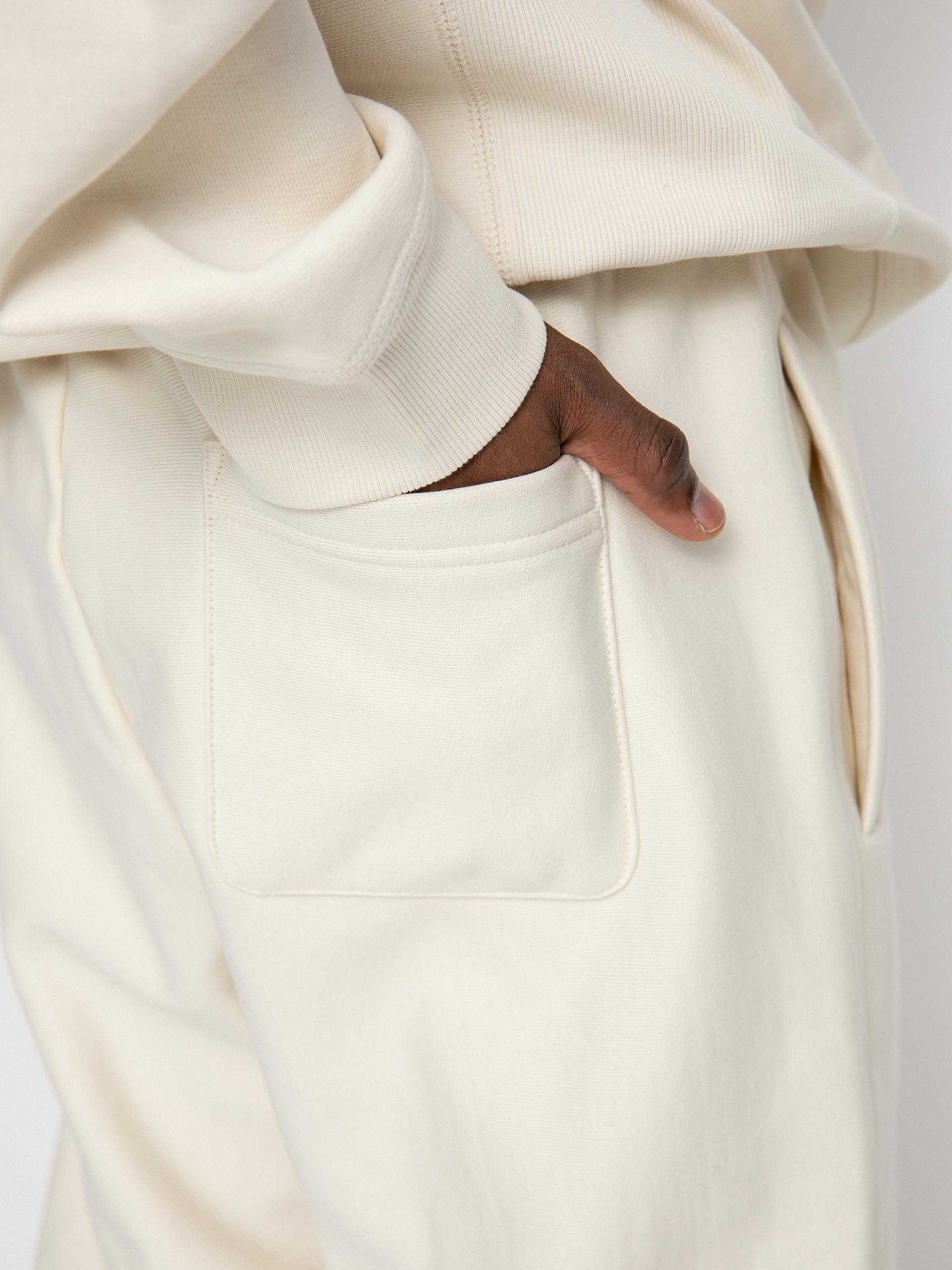 Carhartt WIP American Script Jogging Kisnadrág (natural)